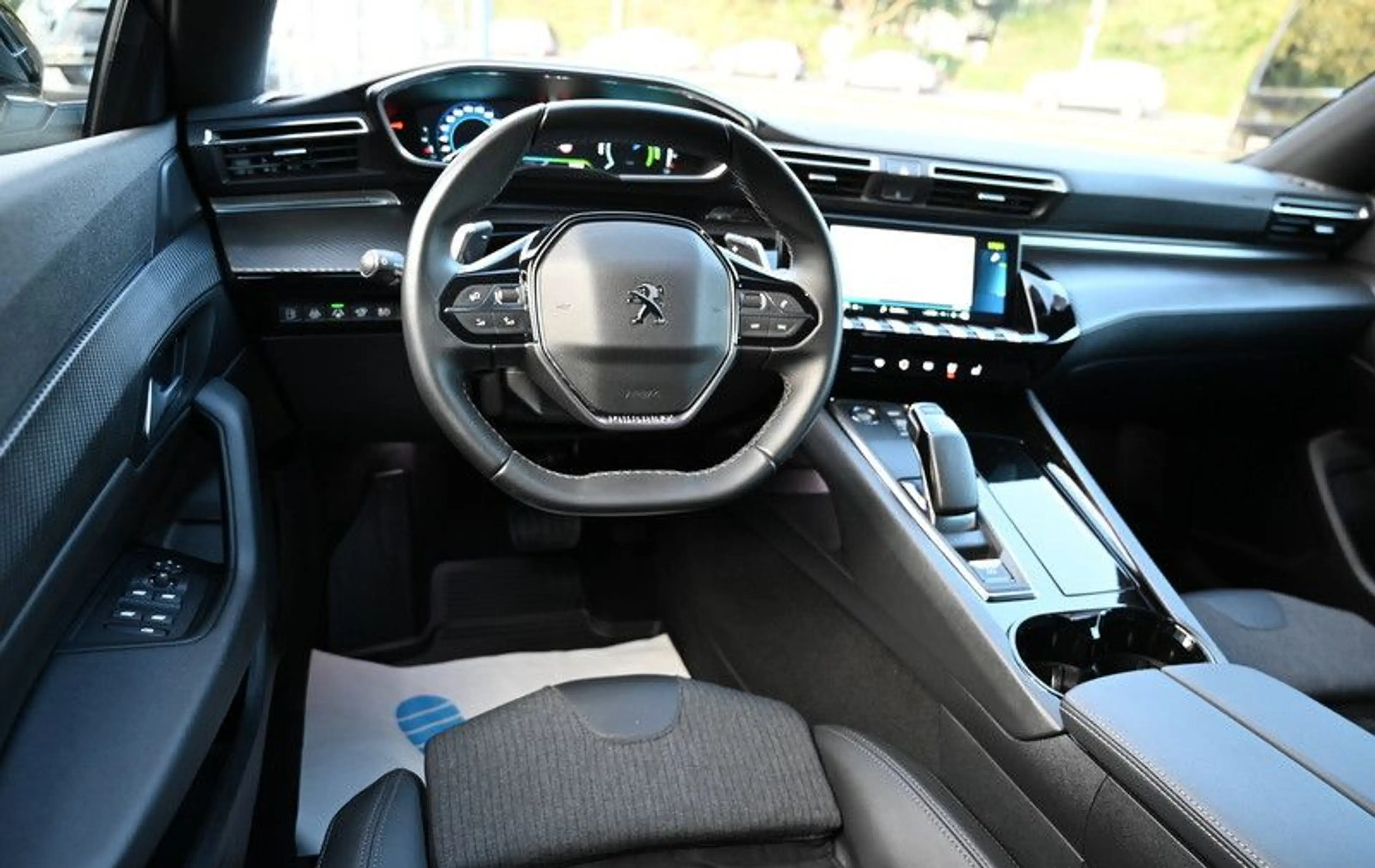 Peugeot 508 SW Hybrid 225 Allure Pack Navi 1.Hd — photo 11
