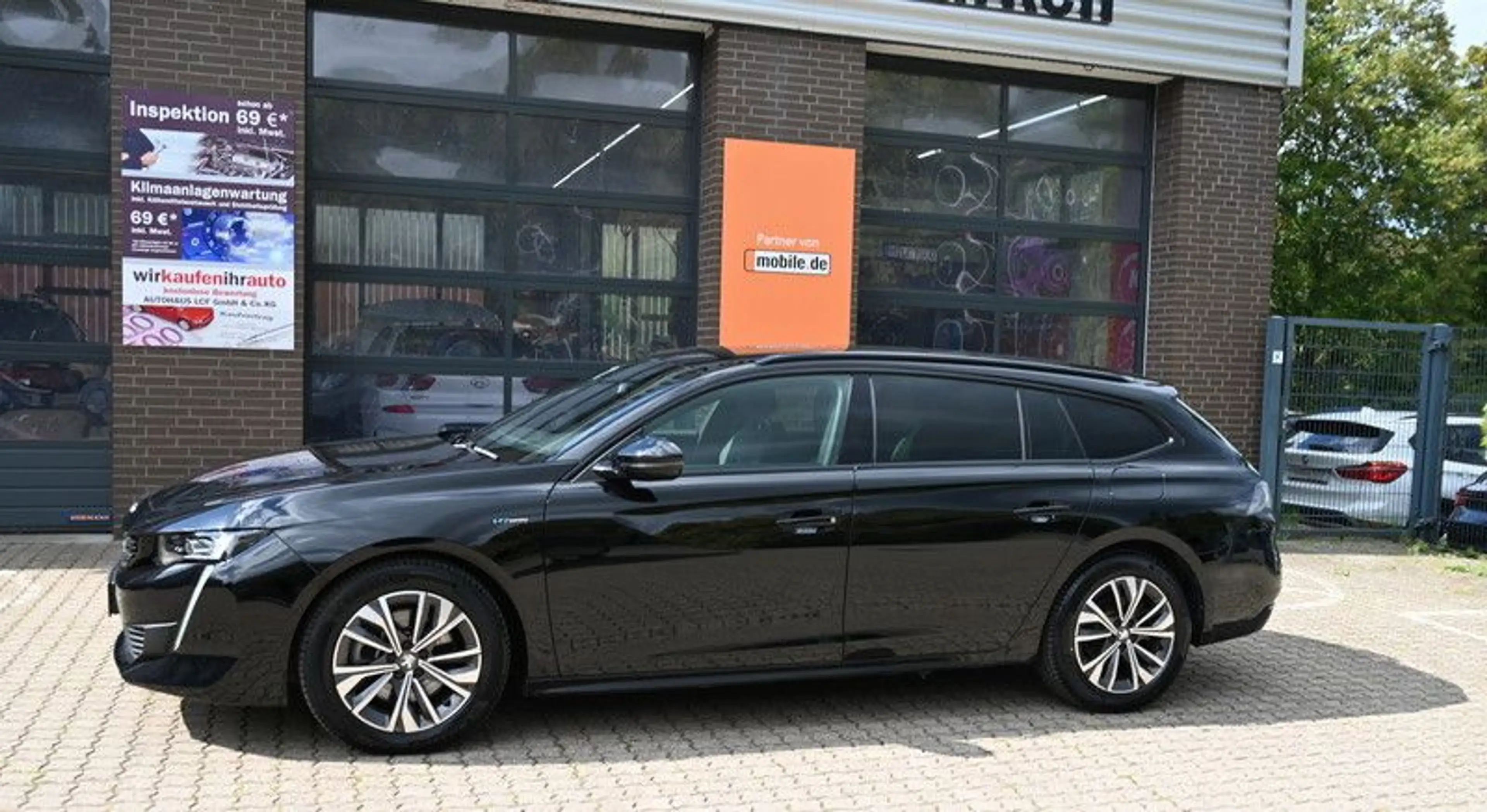 Peugeot 508 SW Hybrid 225 Allure Pack Navi 1.Hd — photo 3