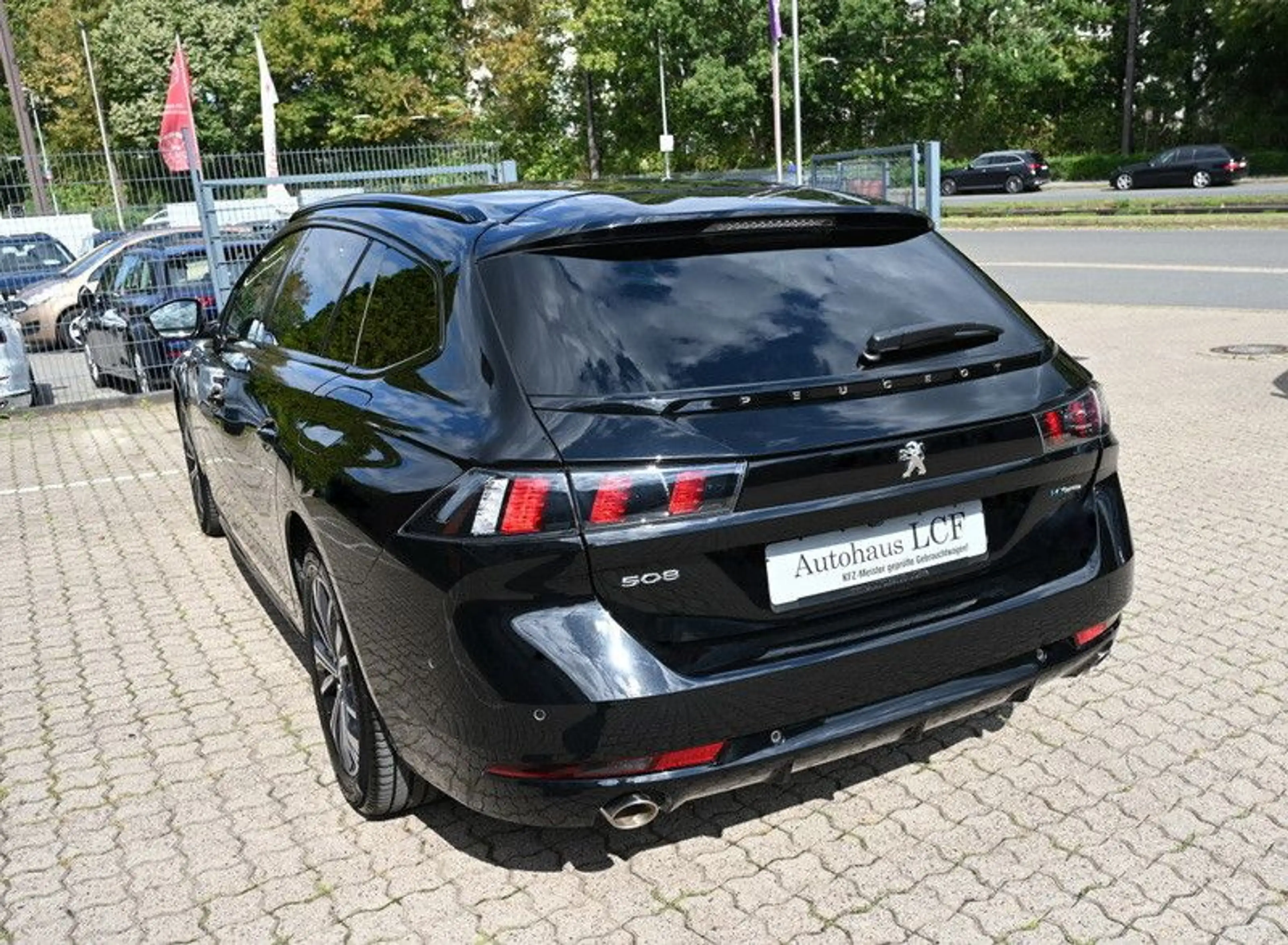 Peugeot 508 SW Hybrid 225 Allure Pack Navi 1.Hd — photo 8