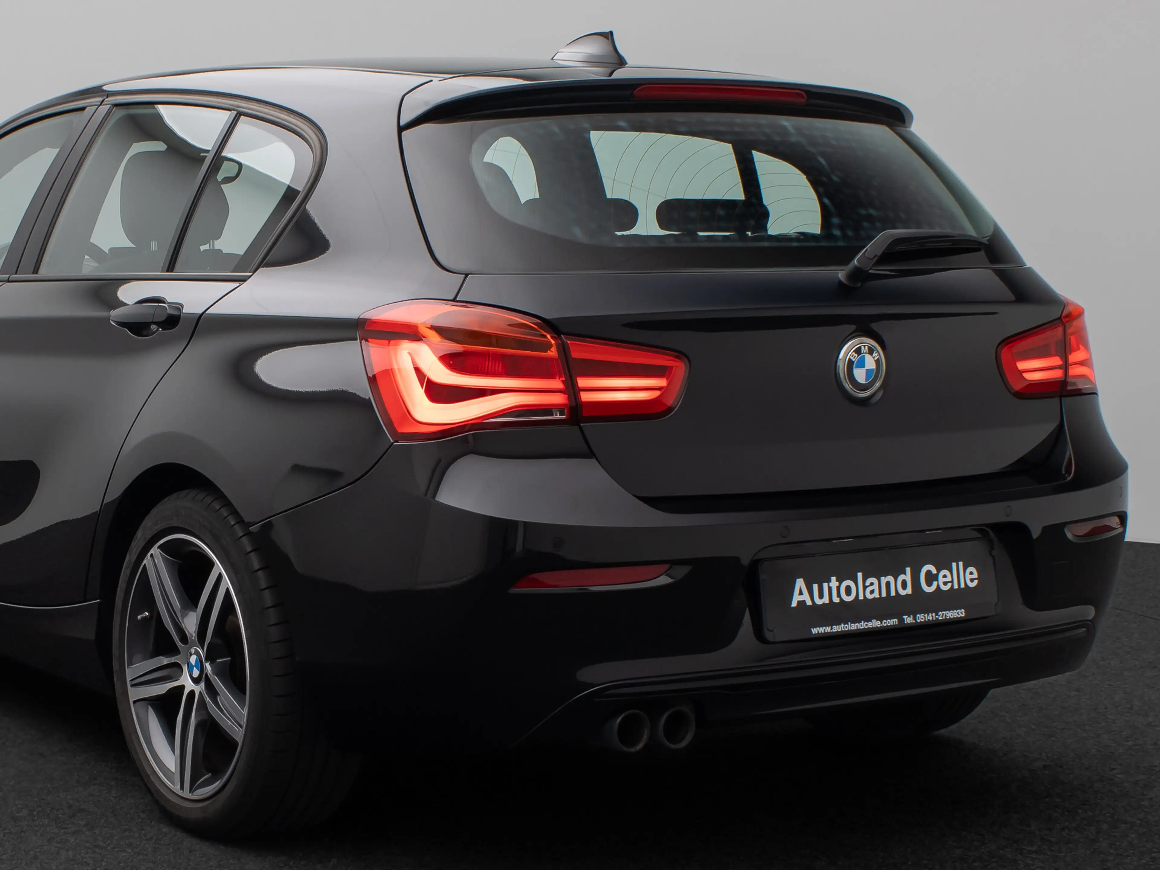 BMW 120 Sport Line Glasdach H K PDC LED Komfort — photo 16