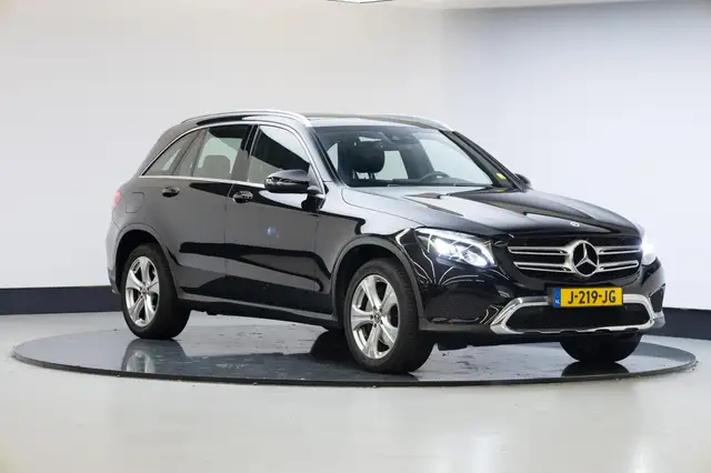 Mercedes-Benz GLC 250 4MATIC Business | Exclusive | Panoramadak | Trekha