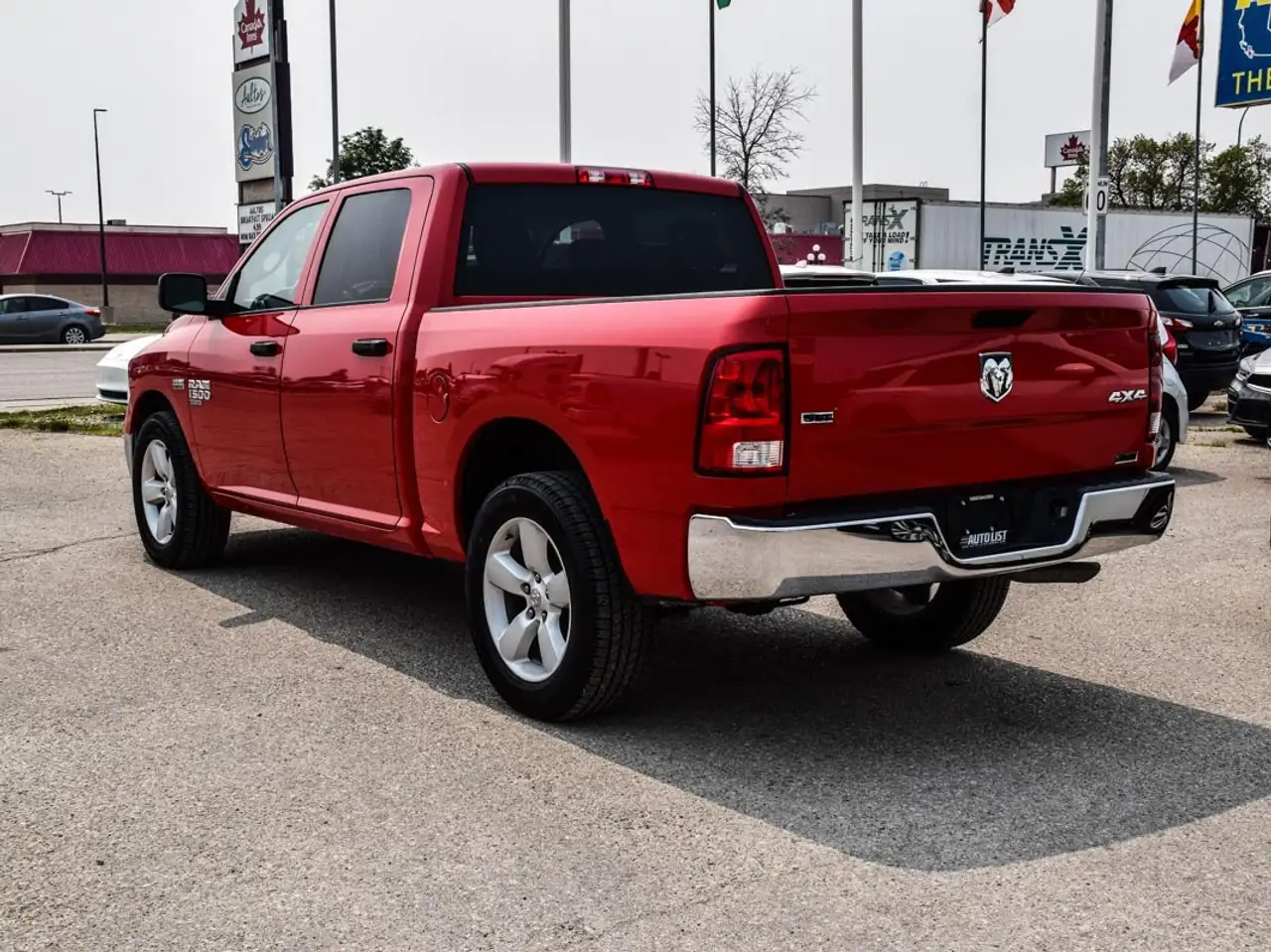 RAM 1500 снимка RAM 1500