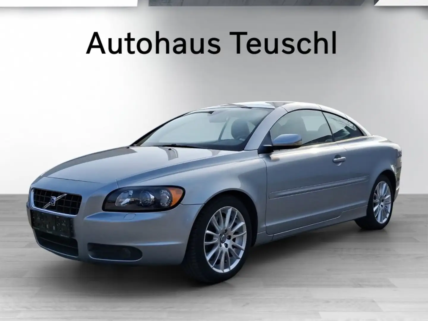 Volvo C70 D5 Summum Silber - 1