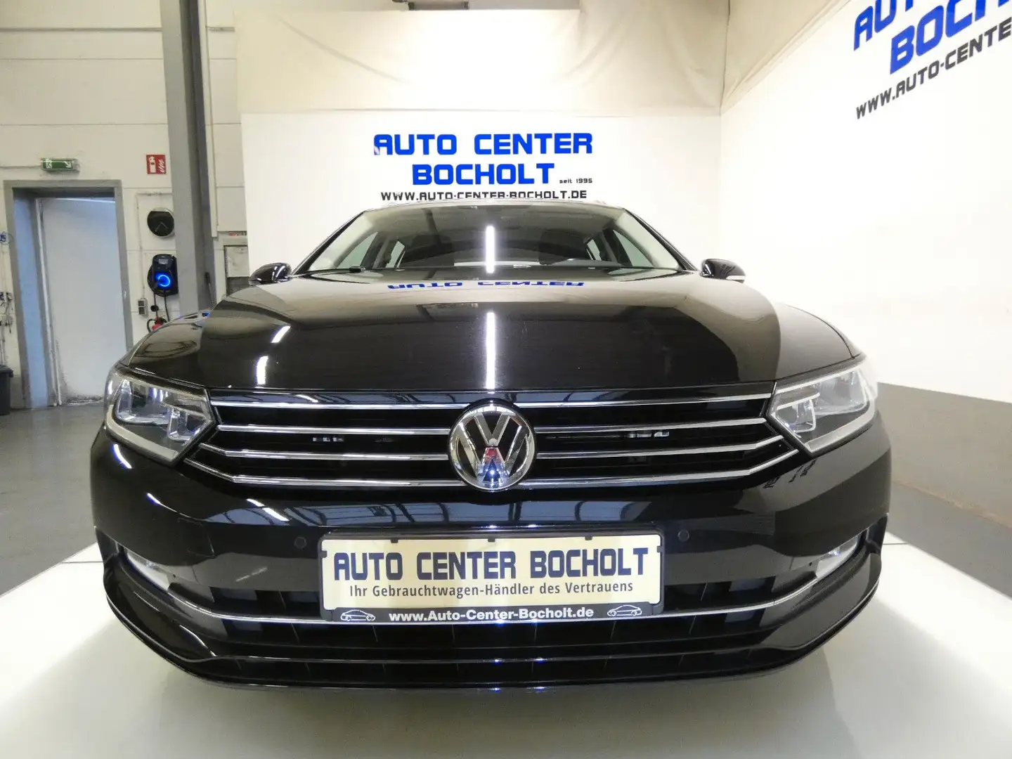 Volkswagen Passat Variant Comfortline  1,4 Ltr.AHK*PDC Schwarz - 1
