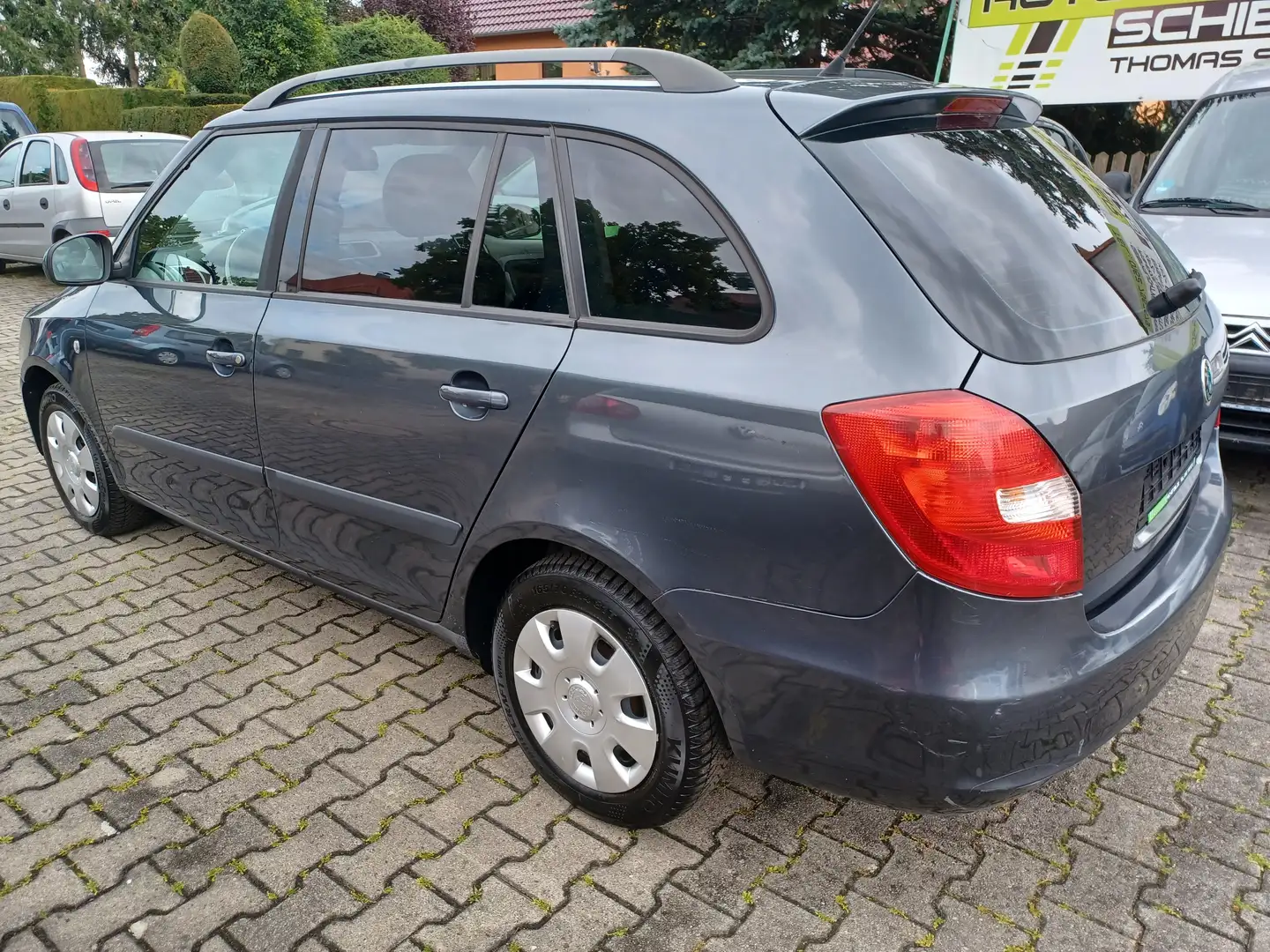 Skoda Fabia Ambiente Combi *2.Hand*Klima*sehr viele Neuteile* Grau - 2