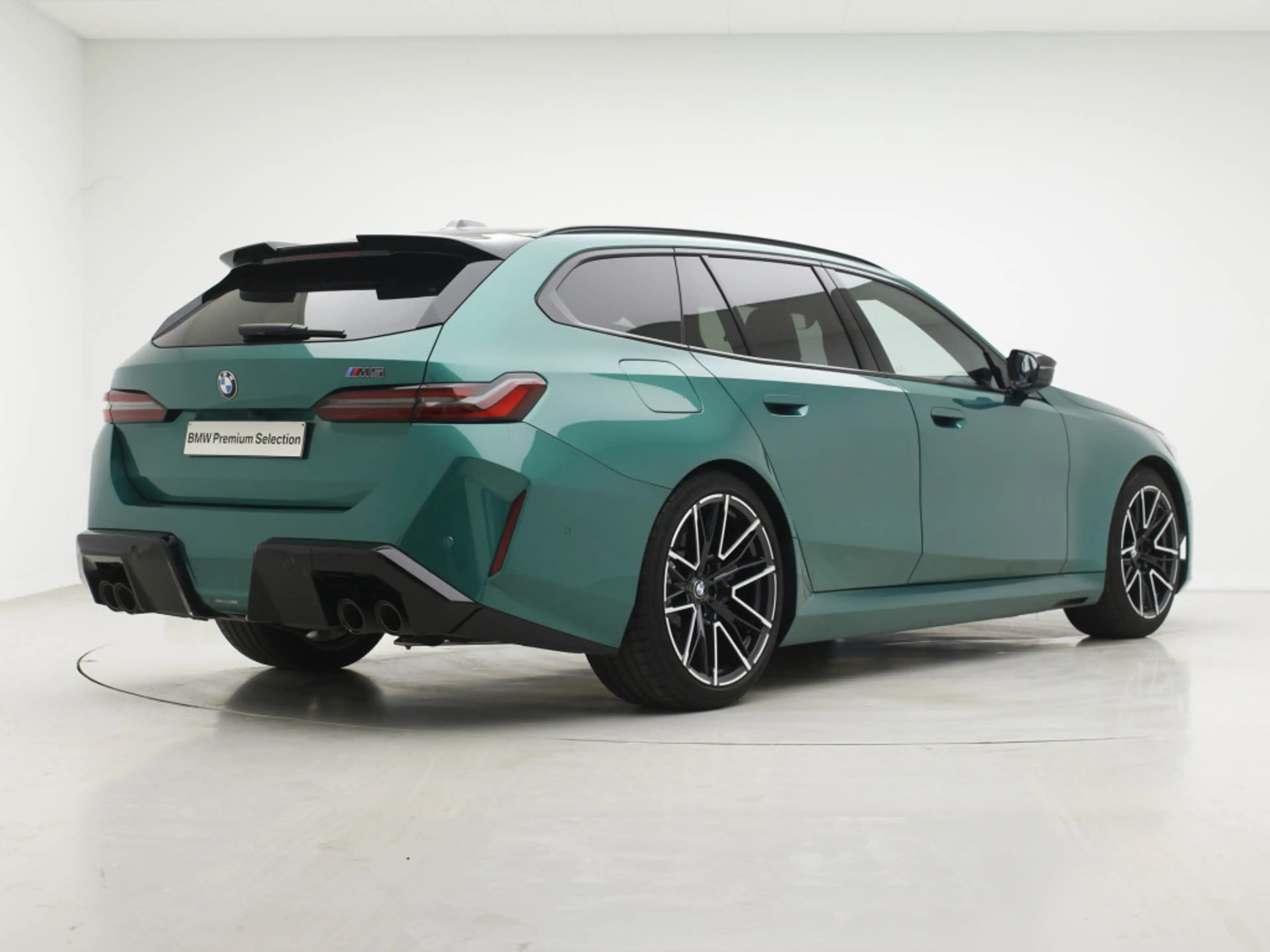 BMW M5 M5 Touring | CoPilot | Trekhaak | Ventilatie | Bow — photo 6