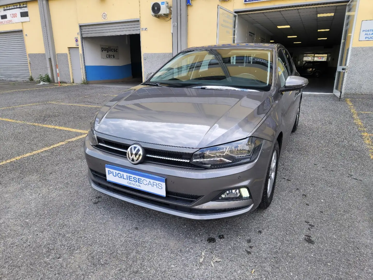 Volkswagen Polo 5p 1.0 tsi Comfortline 95cv Grigio - 1