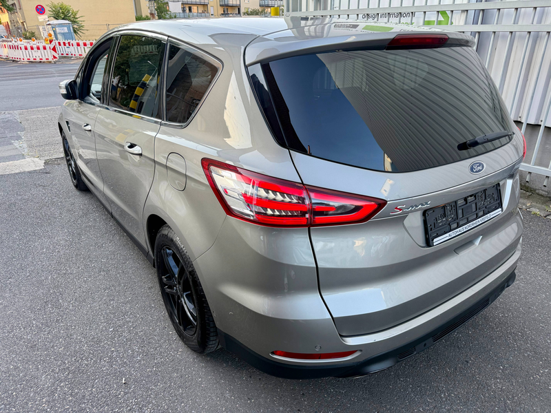 Ford S-Max Titanium 2.Hand 241PS Automatik Carplay Kamera — photo 4