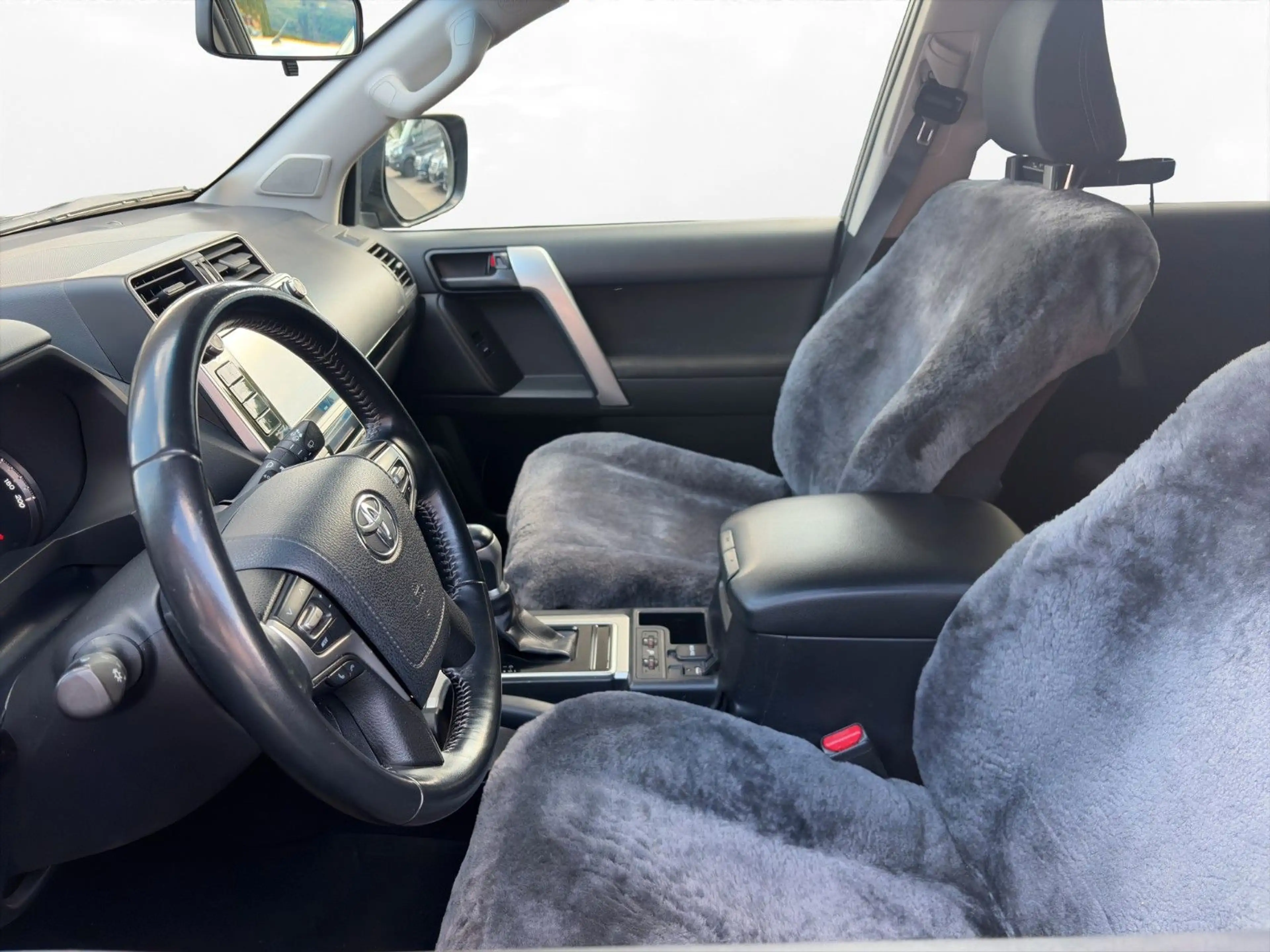 Toyota Land Cruiser Comfort Rückfahr — photo 7