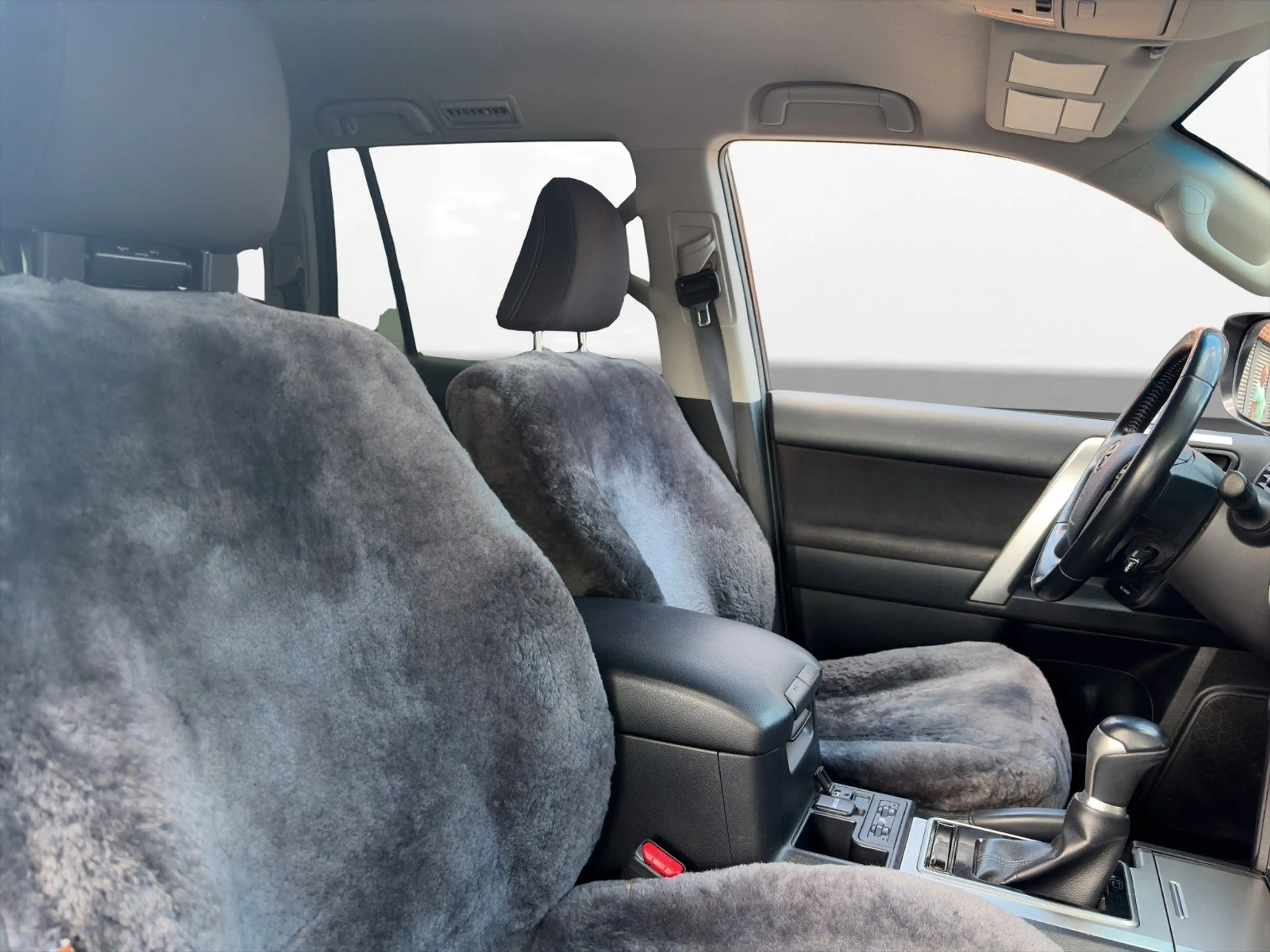 Toyota Land Cruiser Comfort Rückfahr — photo 10