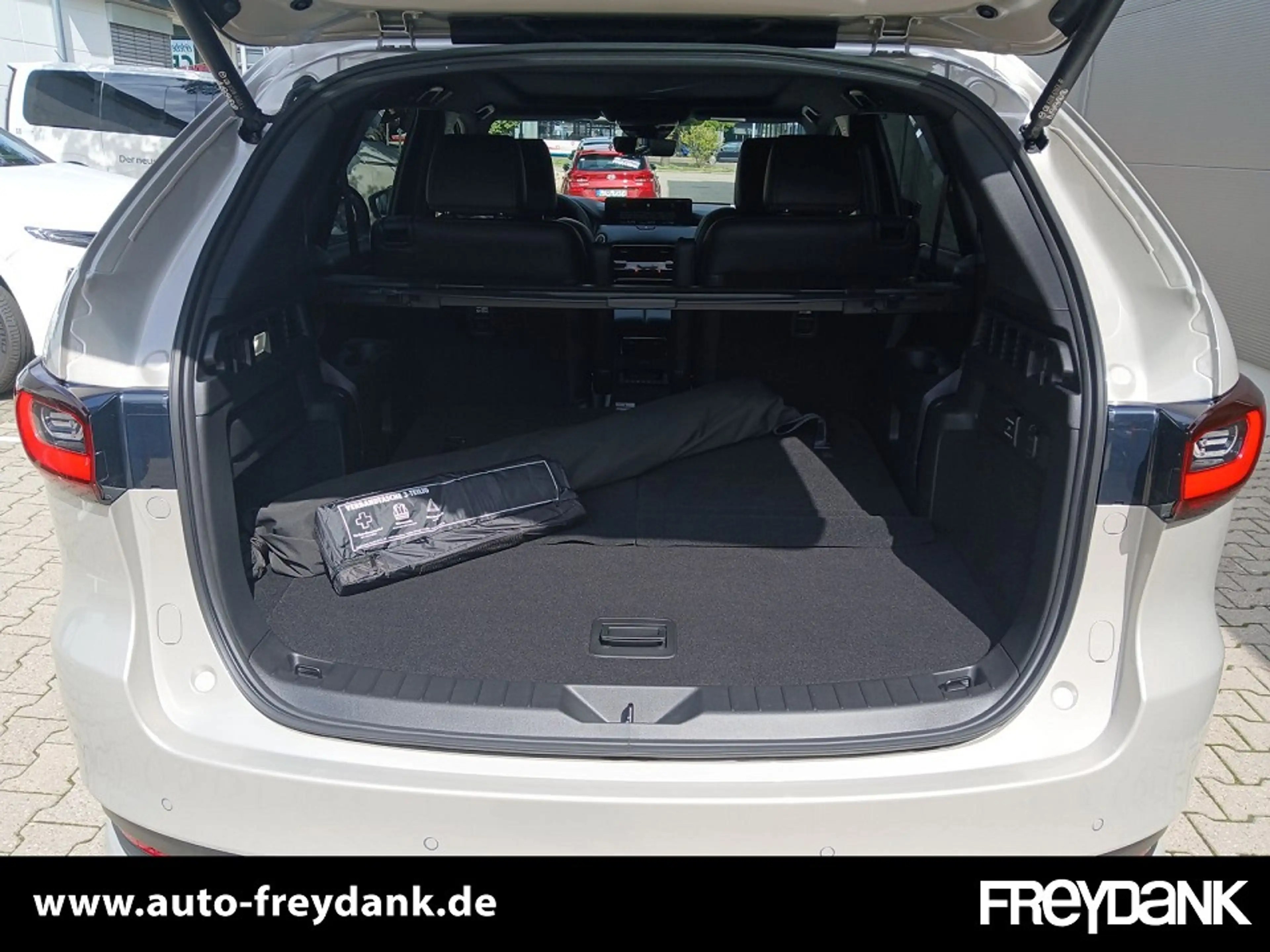 Mazda CX-80 3.3L e-SKYACTIV D 254ps Homura Plus CAHO — photo 9