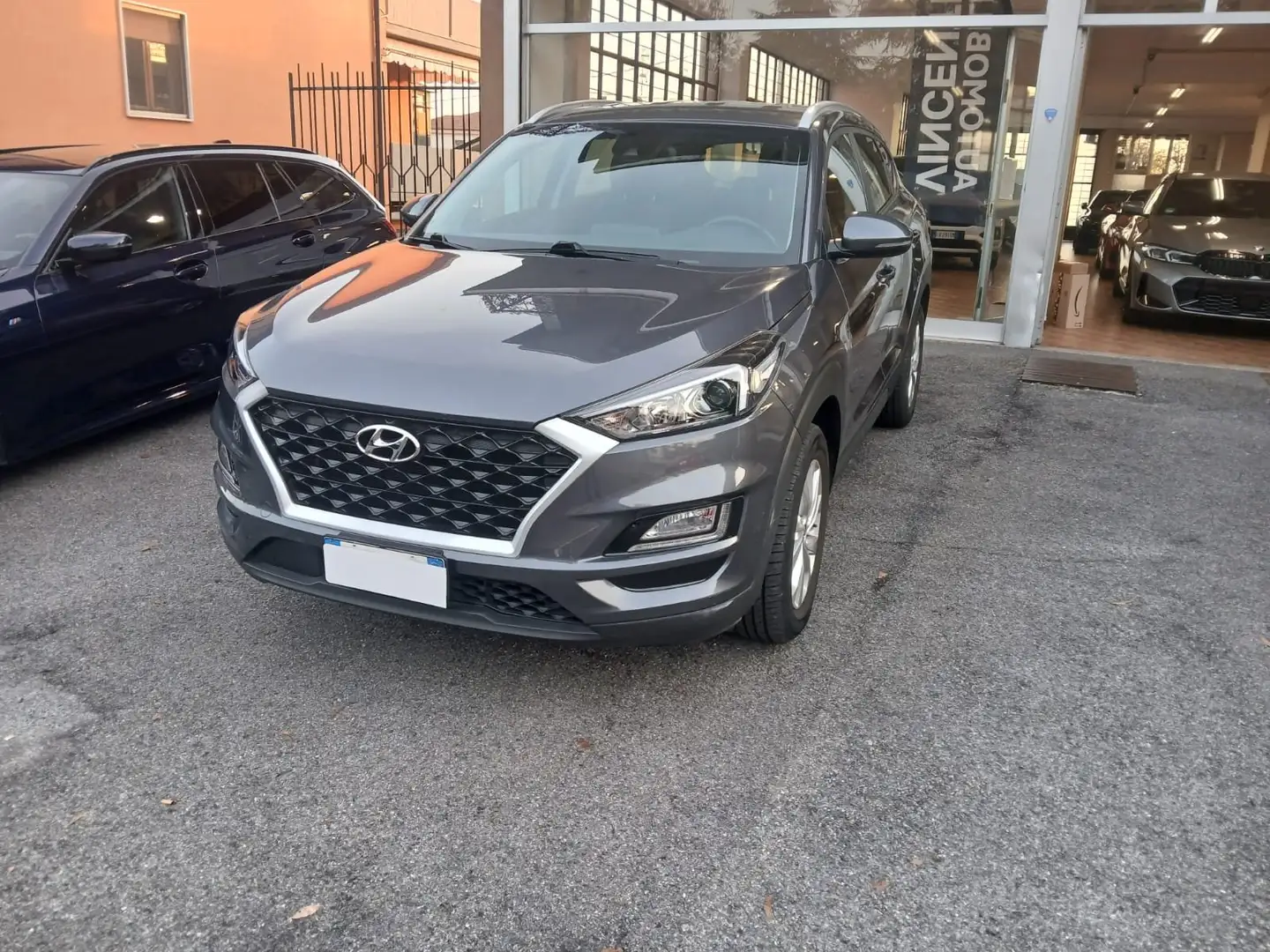 Hyundai TUCSON Tucson 1.6 gdi Xtech 2wd 132cv my20 Grigio - 1