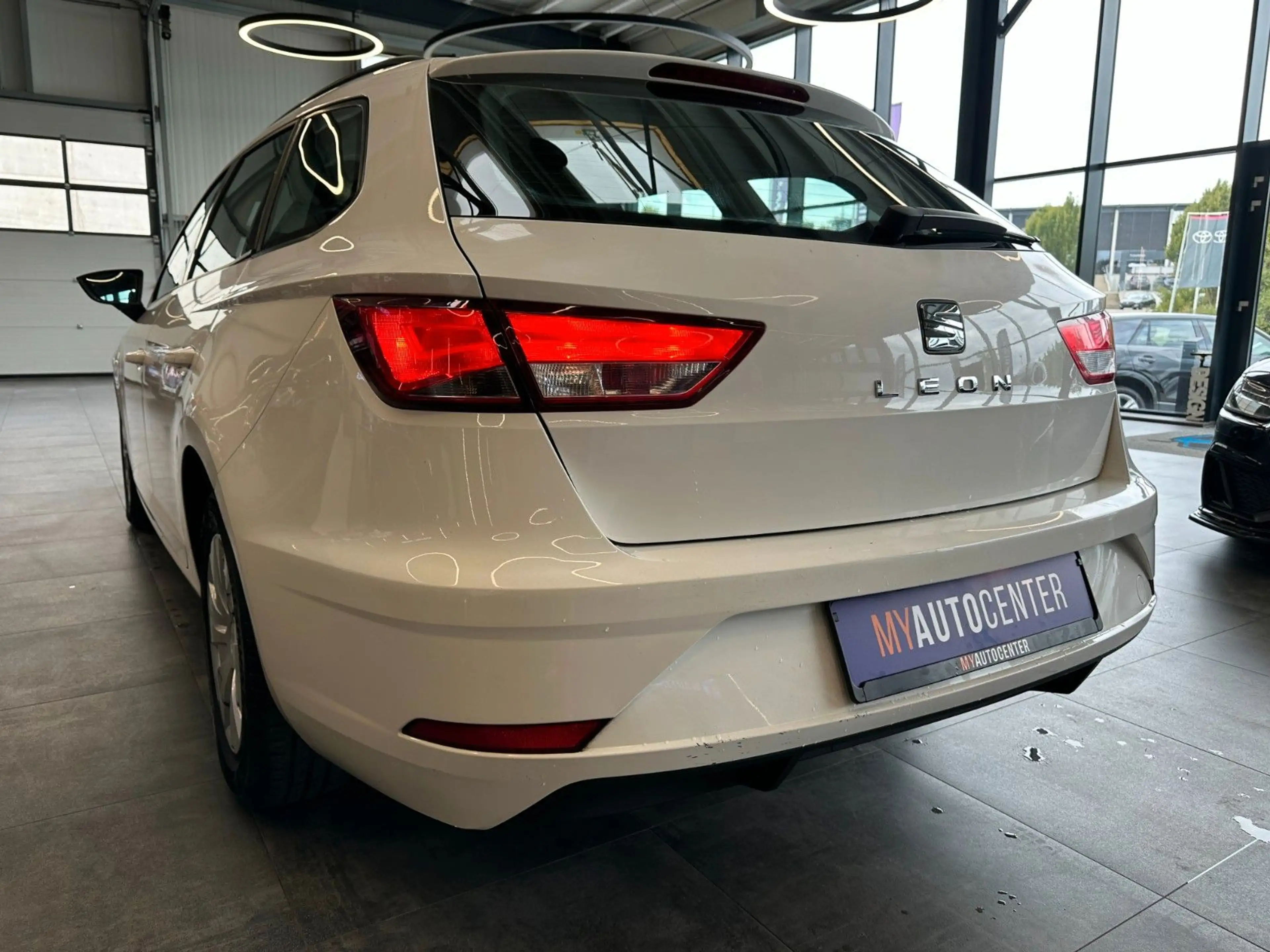 SEAT Leon *SERVICE*TÜV04.26*KLIMA*2-HAND* — photo 5