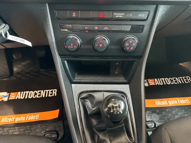 Seat Leon view 11
