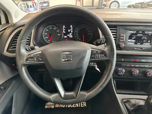 Seat Leon view 8