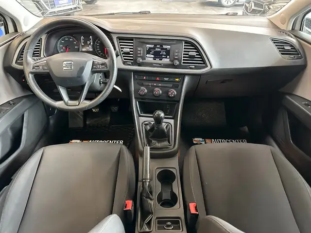 Seat Leon view 7