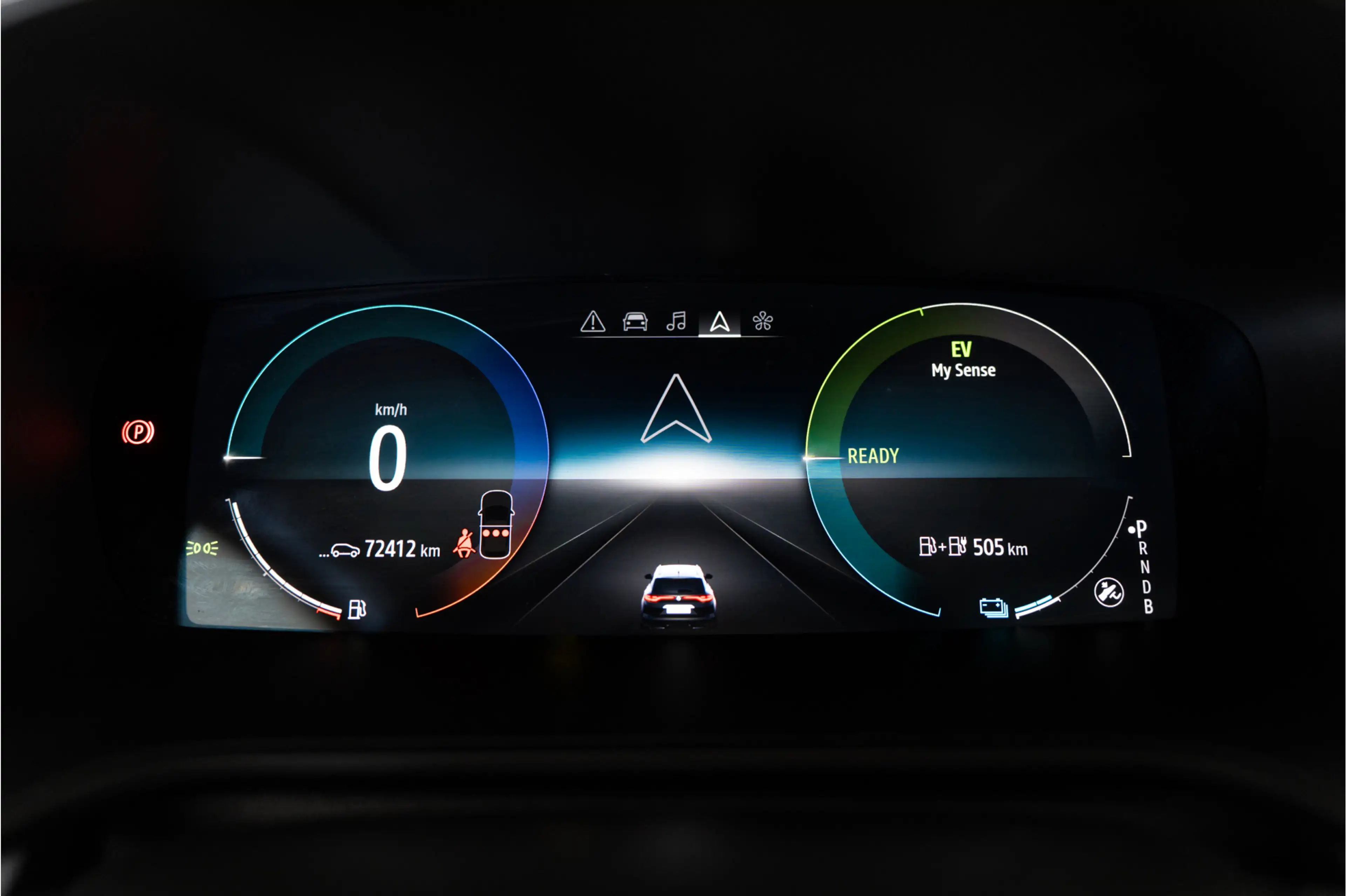 Renault Megane E-Tech Estate 1.6 Plug-In Hybrid 160 Equilibre — photo 6