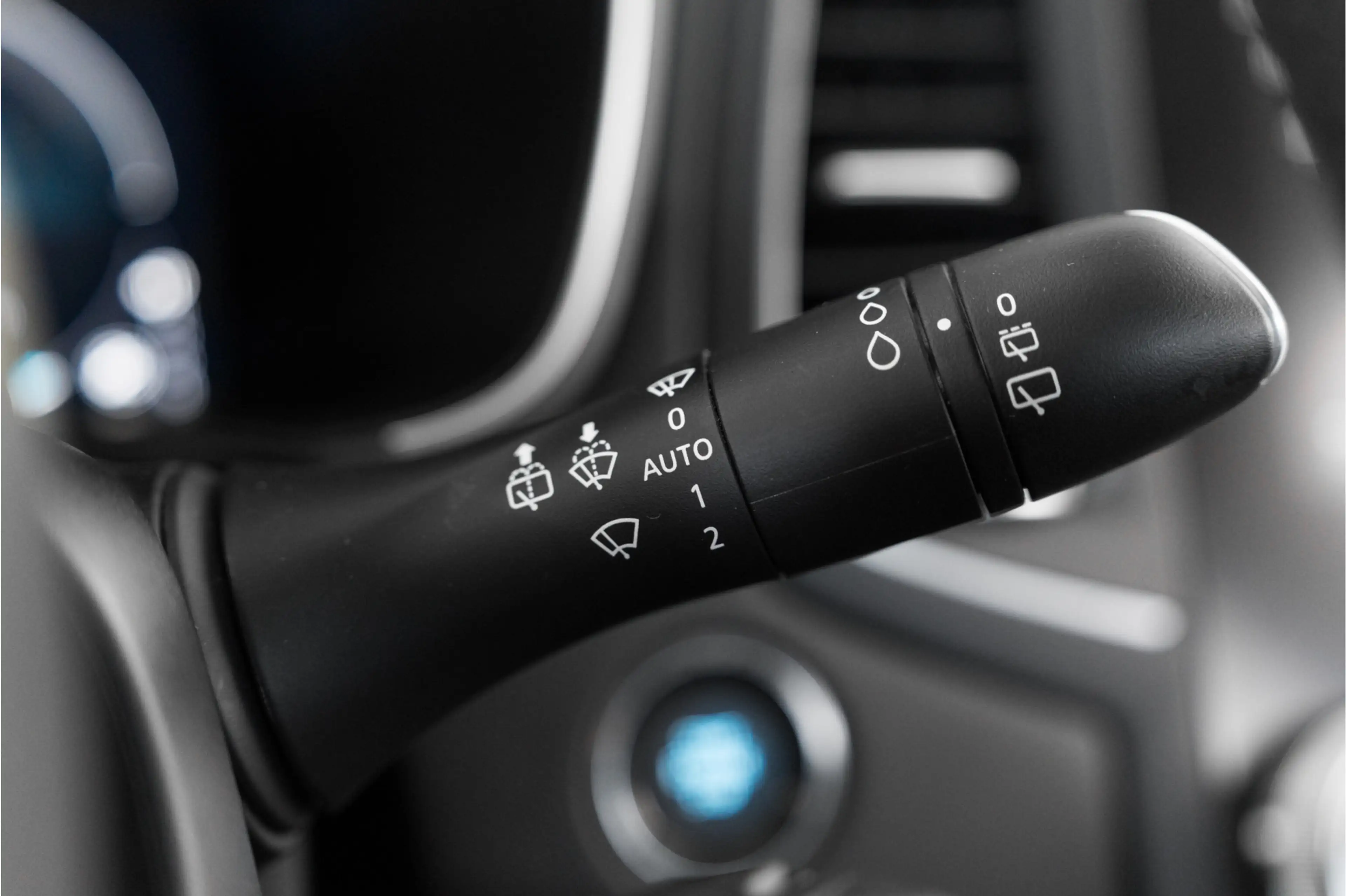Renault Megane E-Tech Estate 1.6 Plug-In Hybrid 160 Equilibre — photo 28