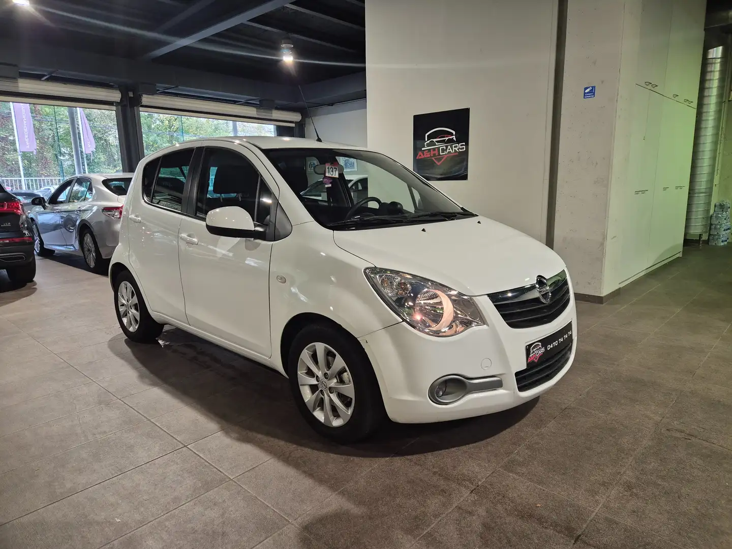Opel Agila Agila 1.2 Edition Wit - 1