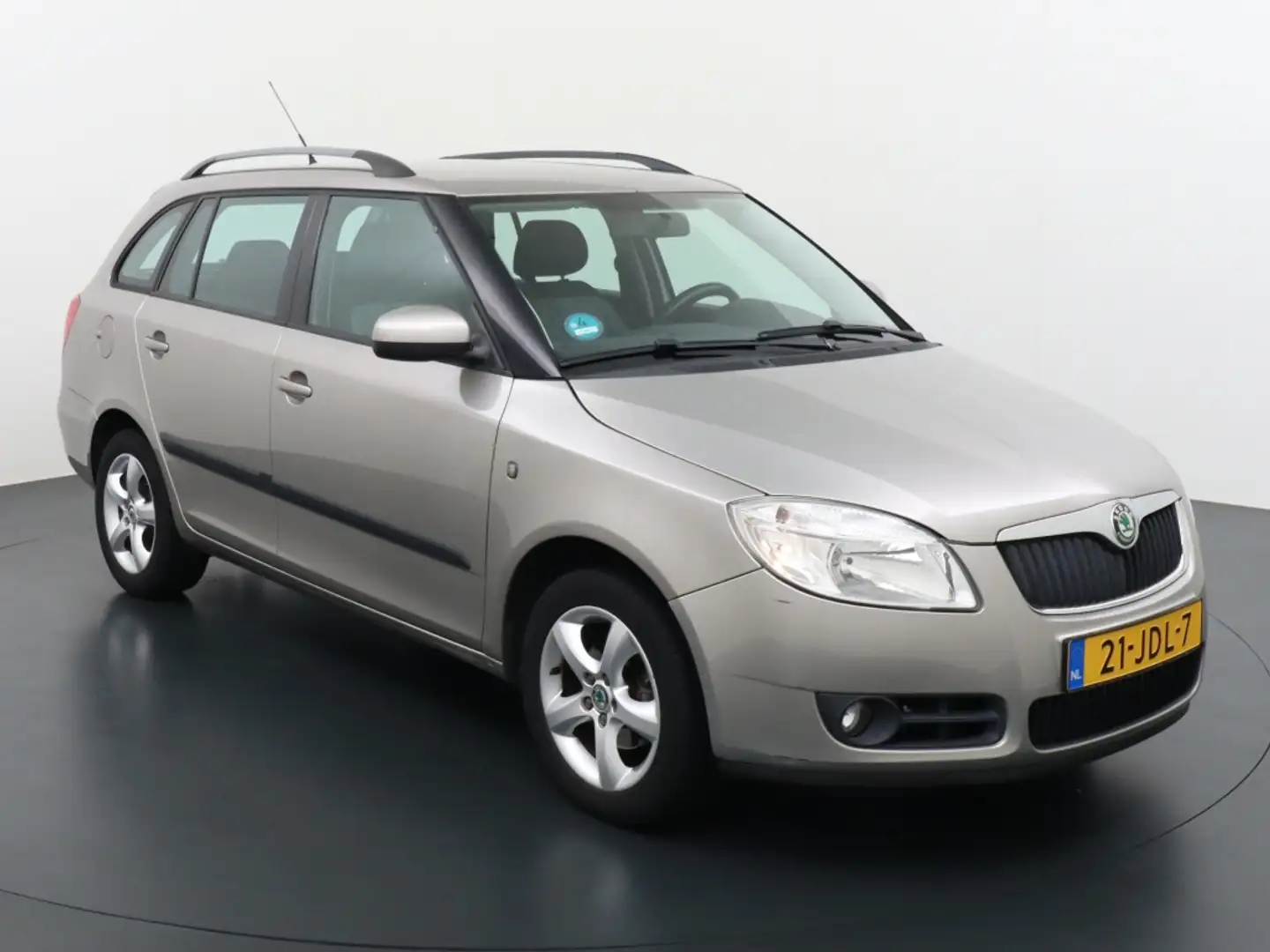 Skoda Fabia Combi 1.6-16V Ambition Bns | Trekhaak | Cruise con Beige - 2