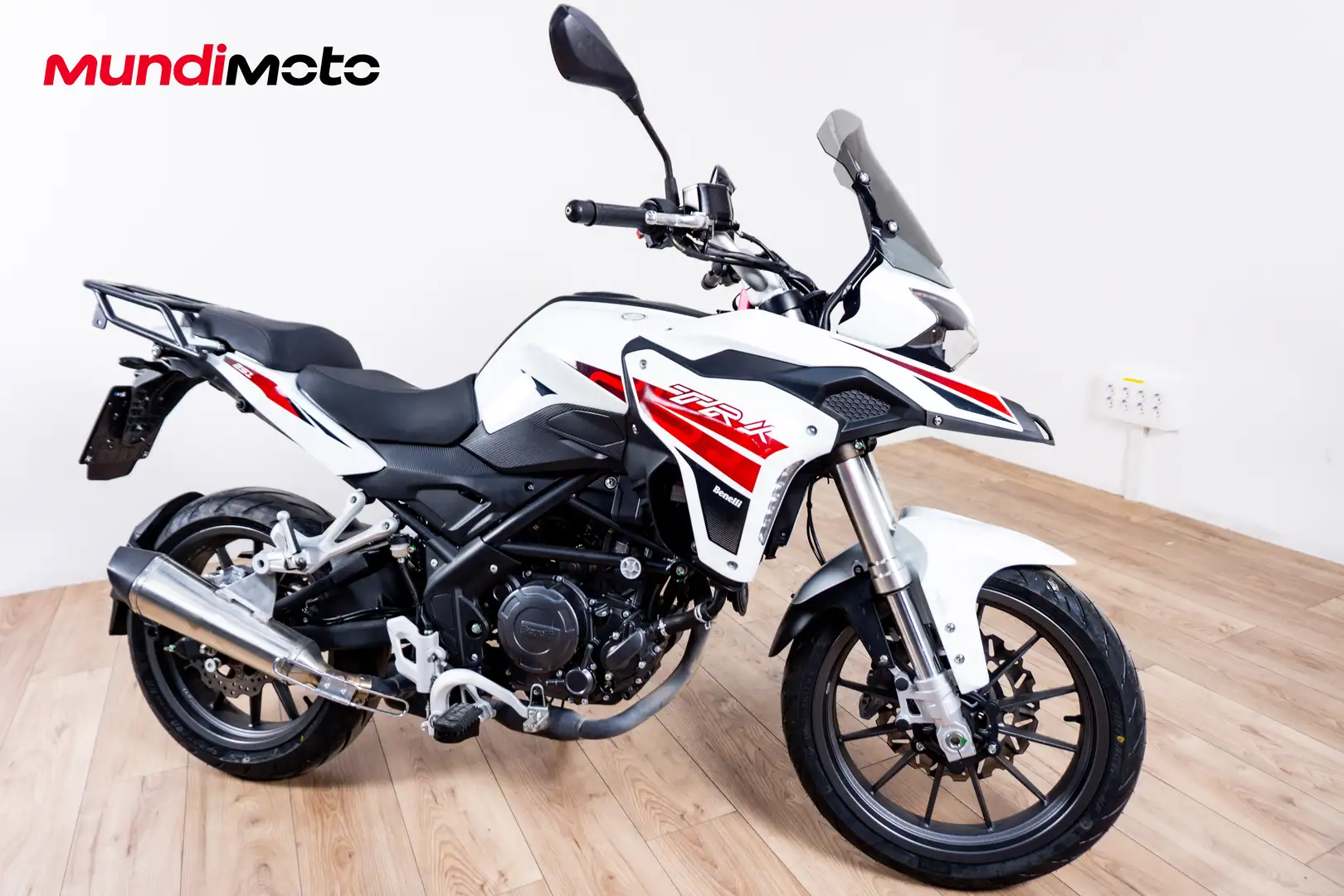 Benelli TRK 251 - 2