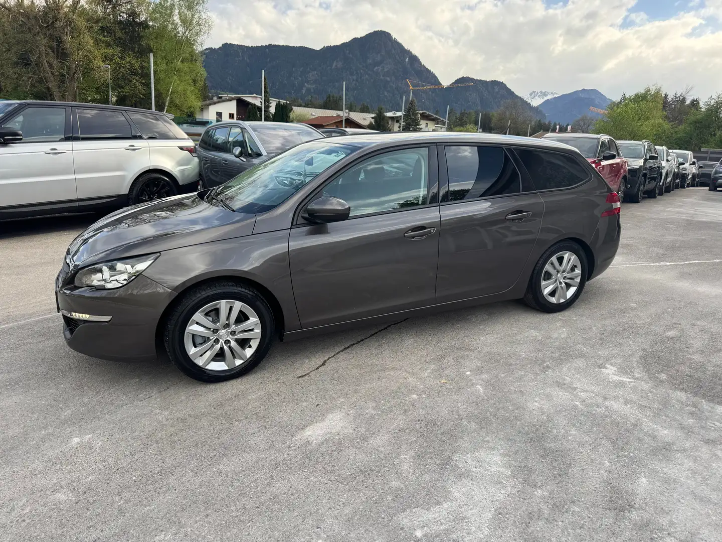 Peugeot 308 SW 1,2 PureTech Active S Braun - 2
