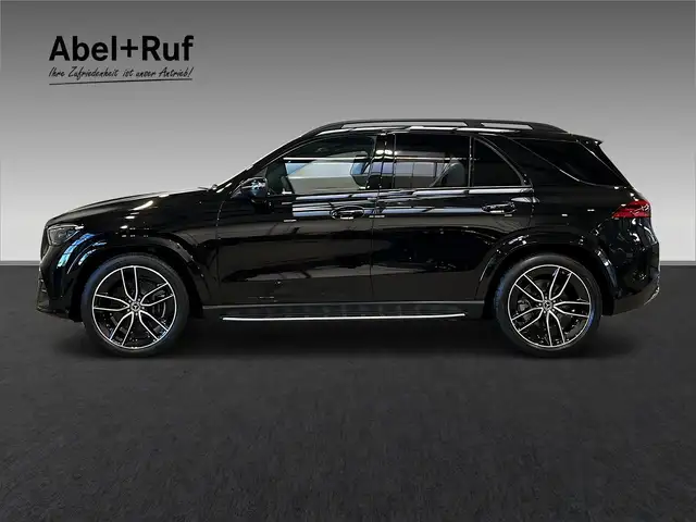 Mercedes-Benz 450 view 4