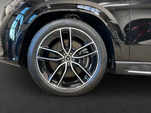 Mercedes-Benz 450 view 7
