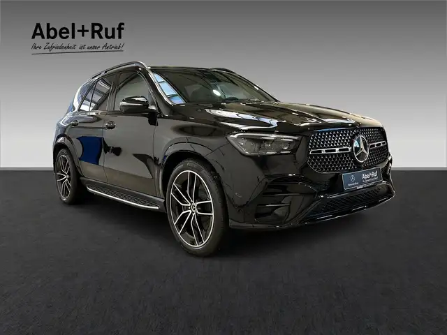 Mercedes-Benz 450 view 3