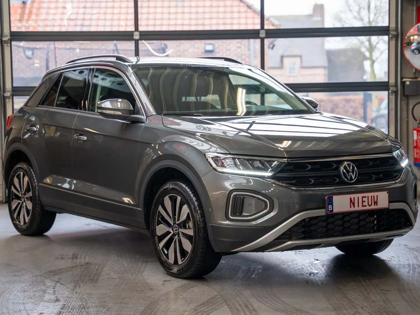 Volkswagen T-Roc 1.5 TSI Life Business DSG Gris - 1