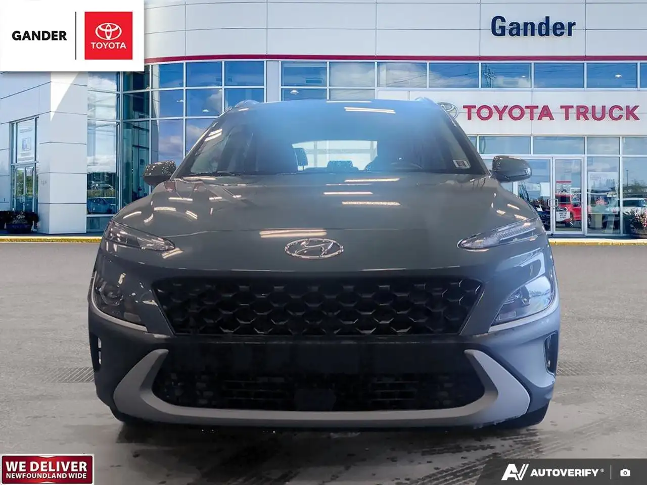 Hyundai KONA снимка Hyundai KONA