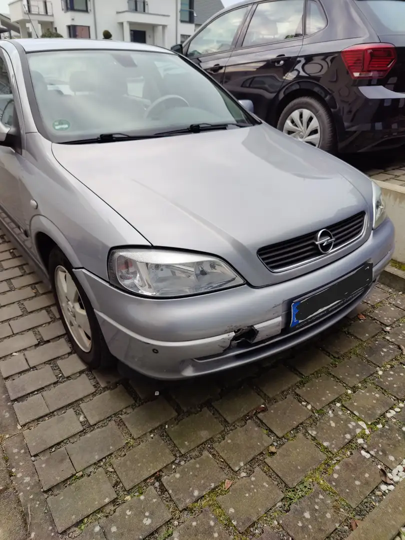 Opel Astra Astra 1.6 Silber - 1