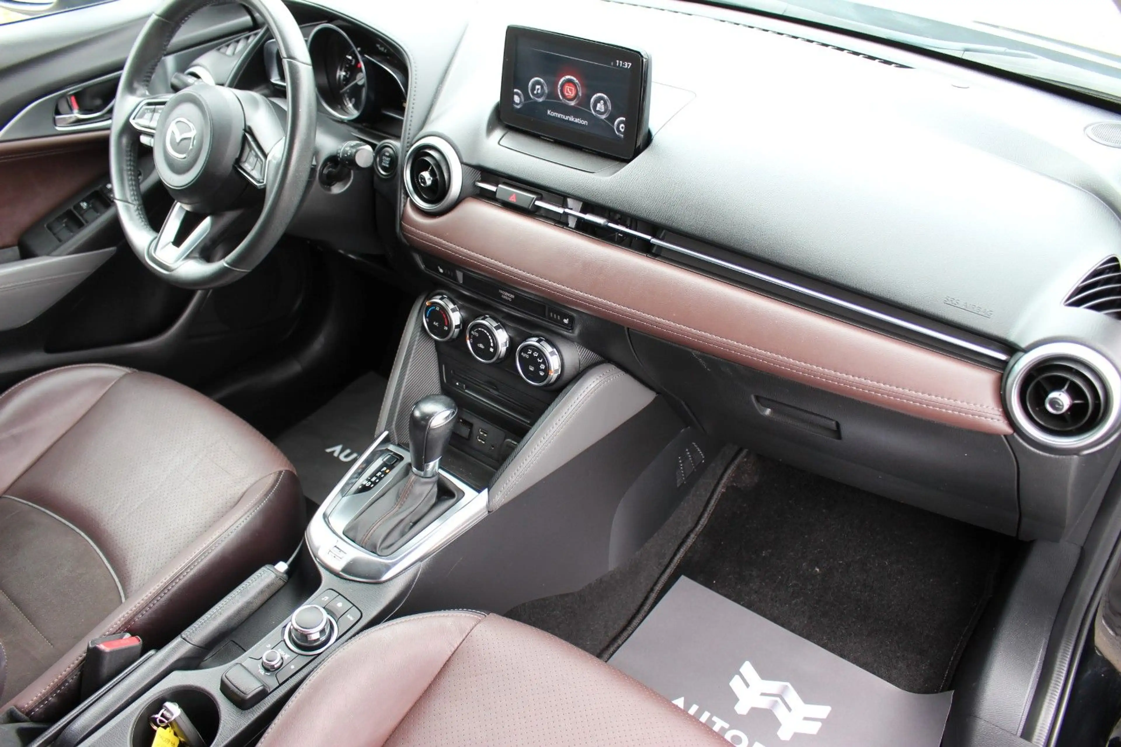 Mazda CX-3 2.0 KIZOKU Intense/SHEFT/KLIMA/NAVI/PDC/RCA — photo 9
