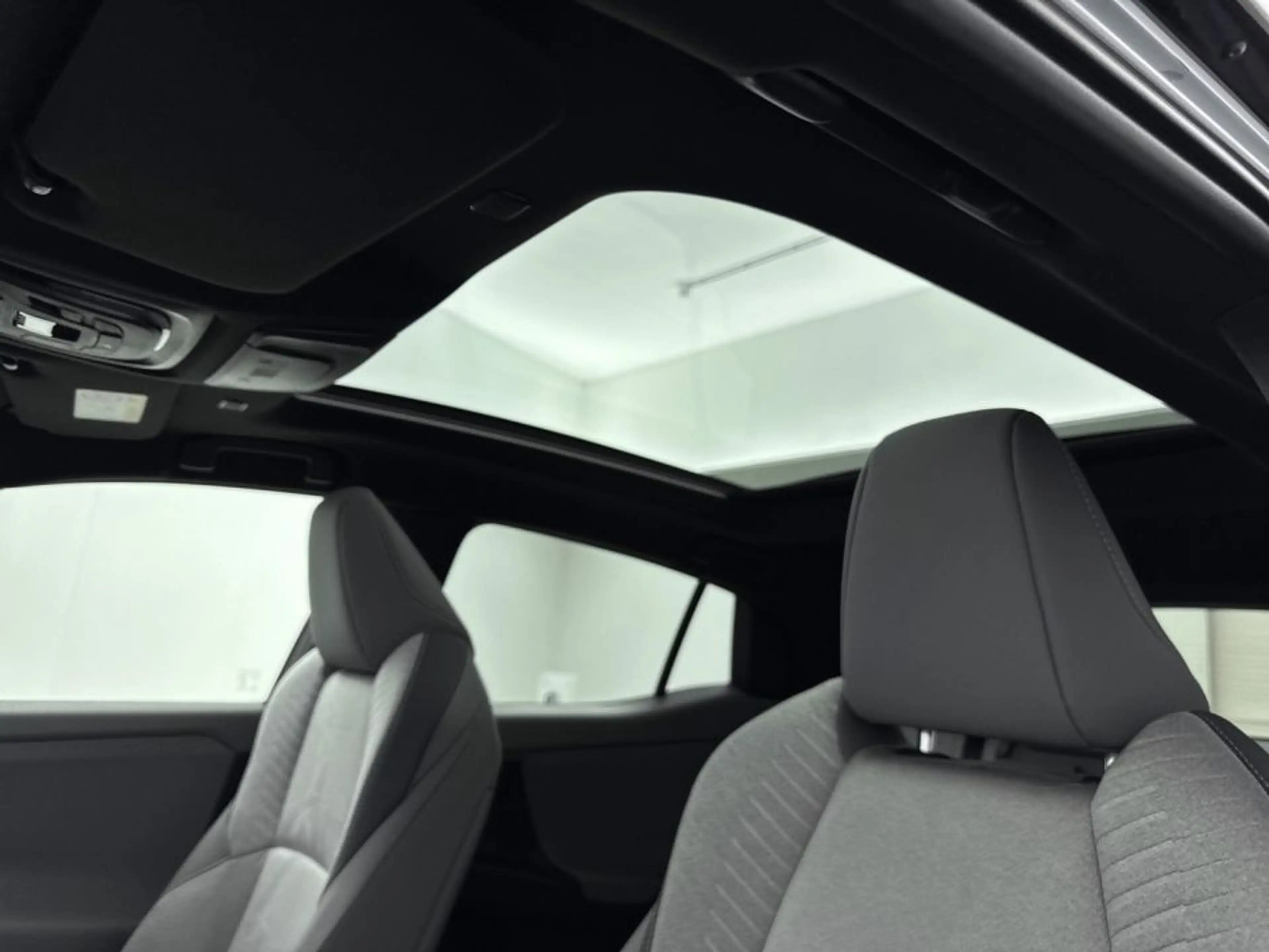 Toyota C-HR+ Executive AWD 77 kWh | Executive Plus Pack — photo 6