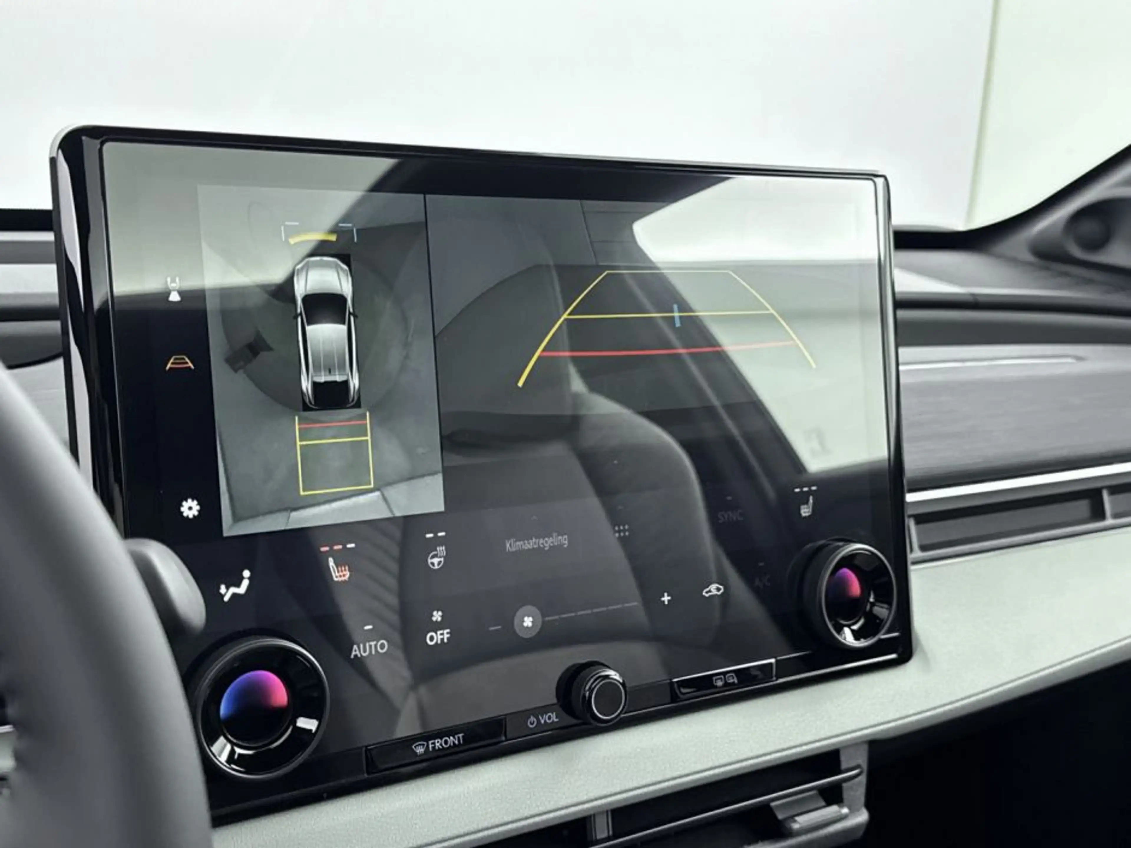 Toyota C-HR+ Executive AWD 77 kWh | Executive Plus Pack — photo 8