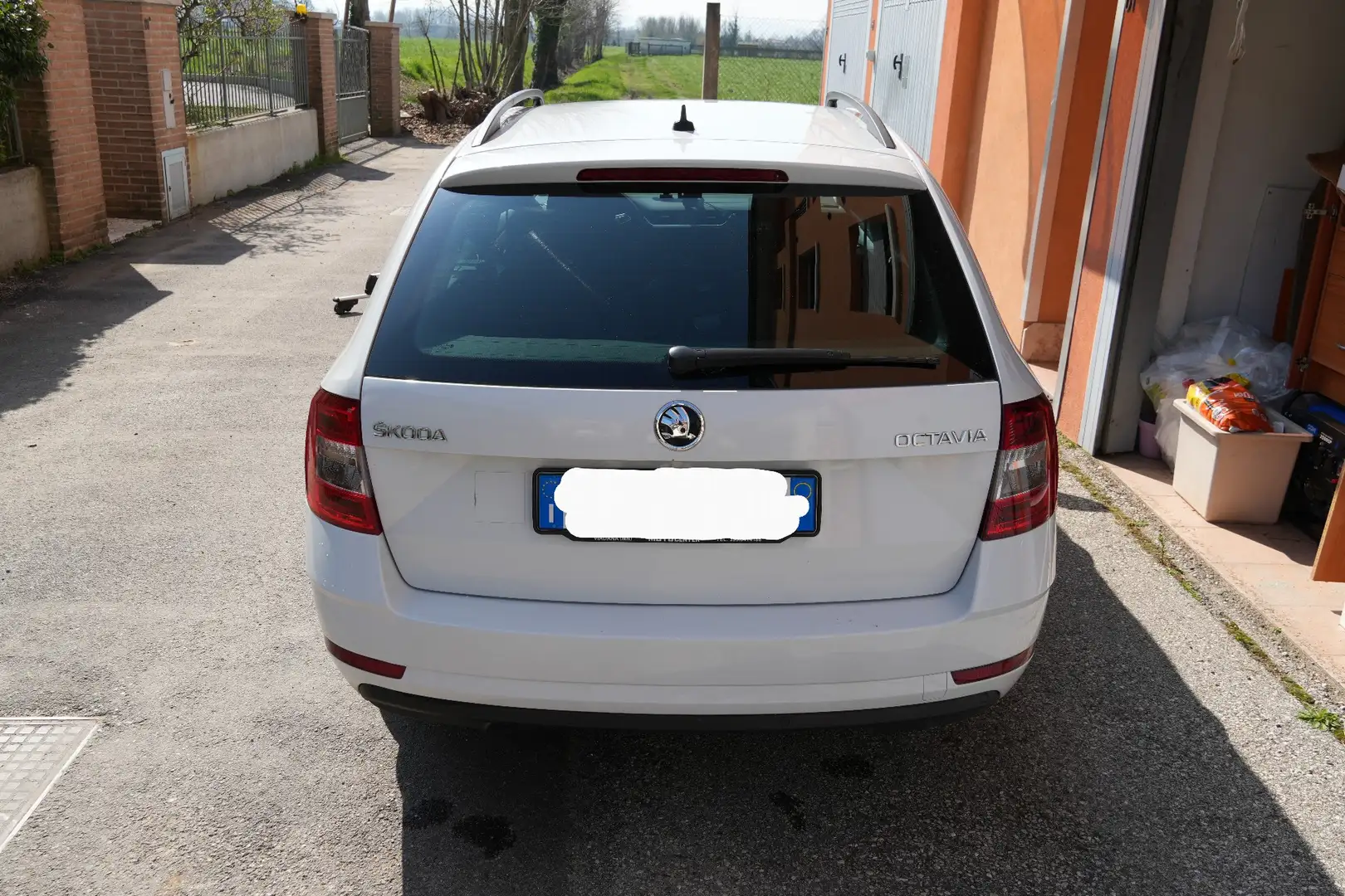 Skoda Octavia Wagon 1.6 tdi Executive Plus 110cv - 2