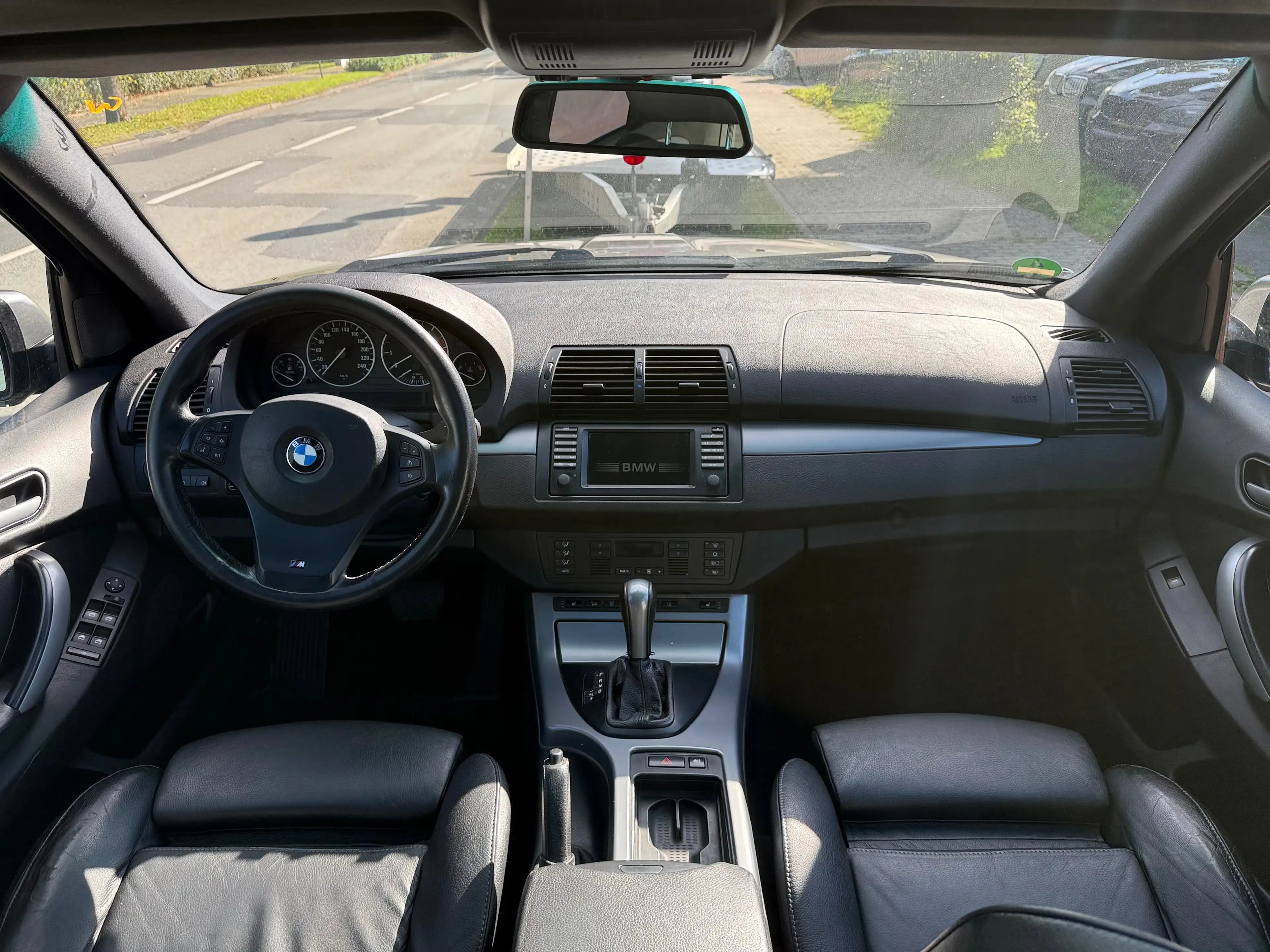 BMW X5 3.0 d Standheizung Panorama Leder HU AU 03/2028 — photo 15