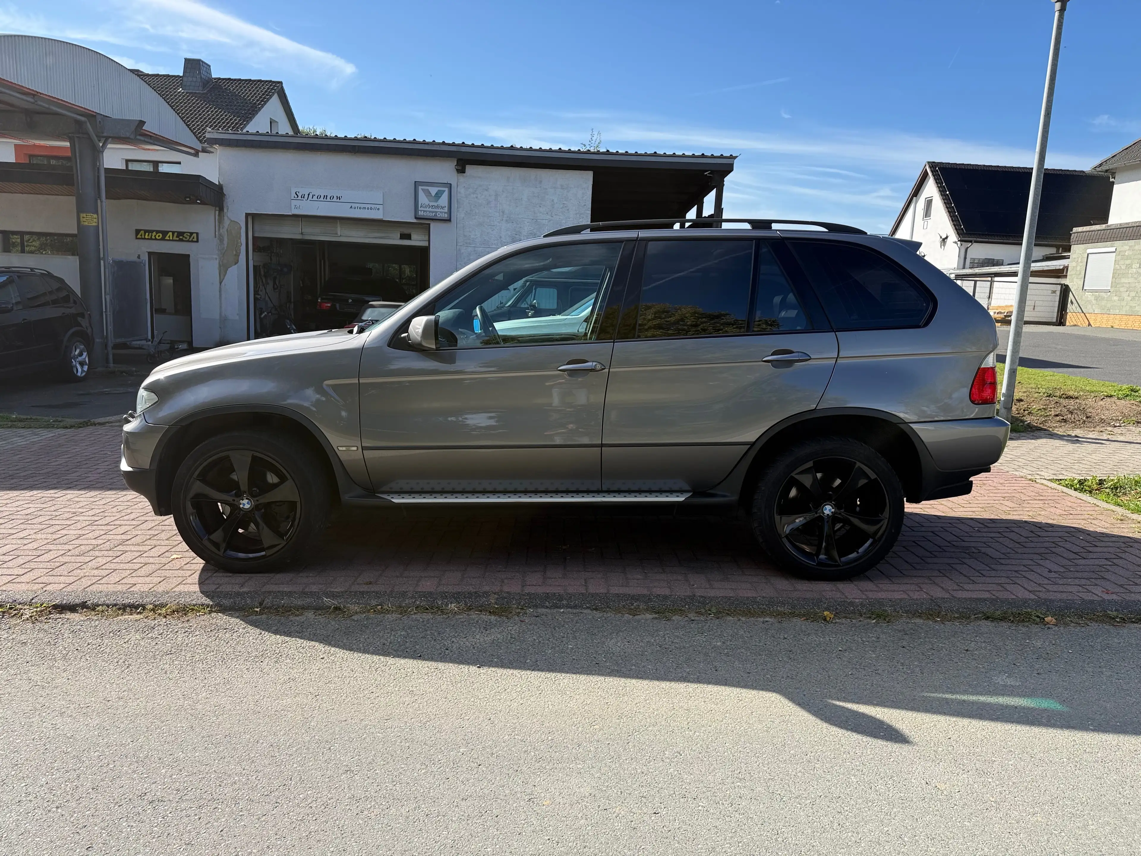 BMW X5 3.0 d Standheizung Panorama Leder HU AU 03/2028 — photo 8