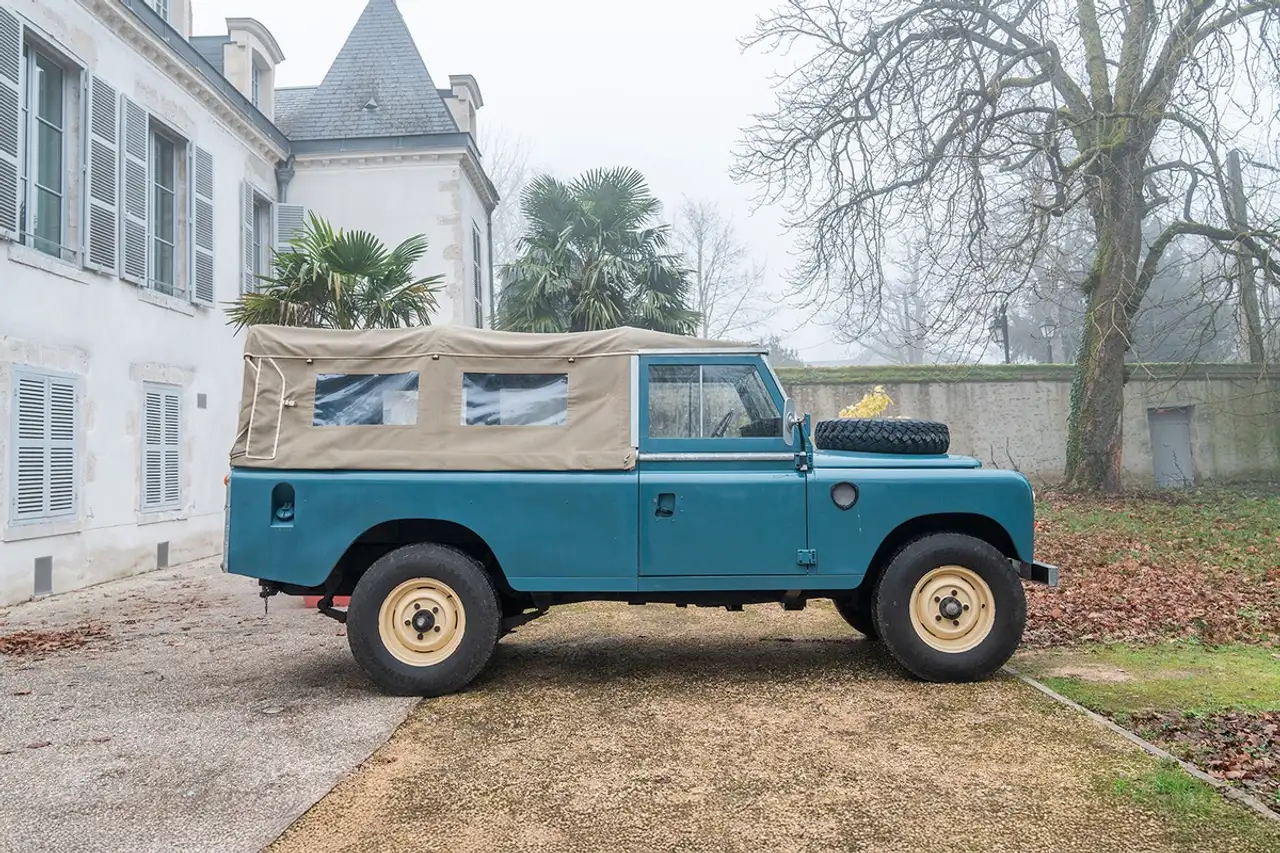 Land Rover 109 2.2 70 cv, foto 2