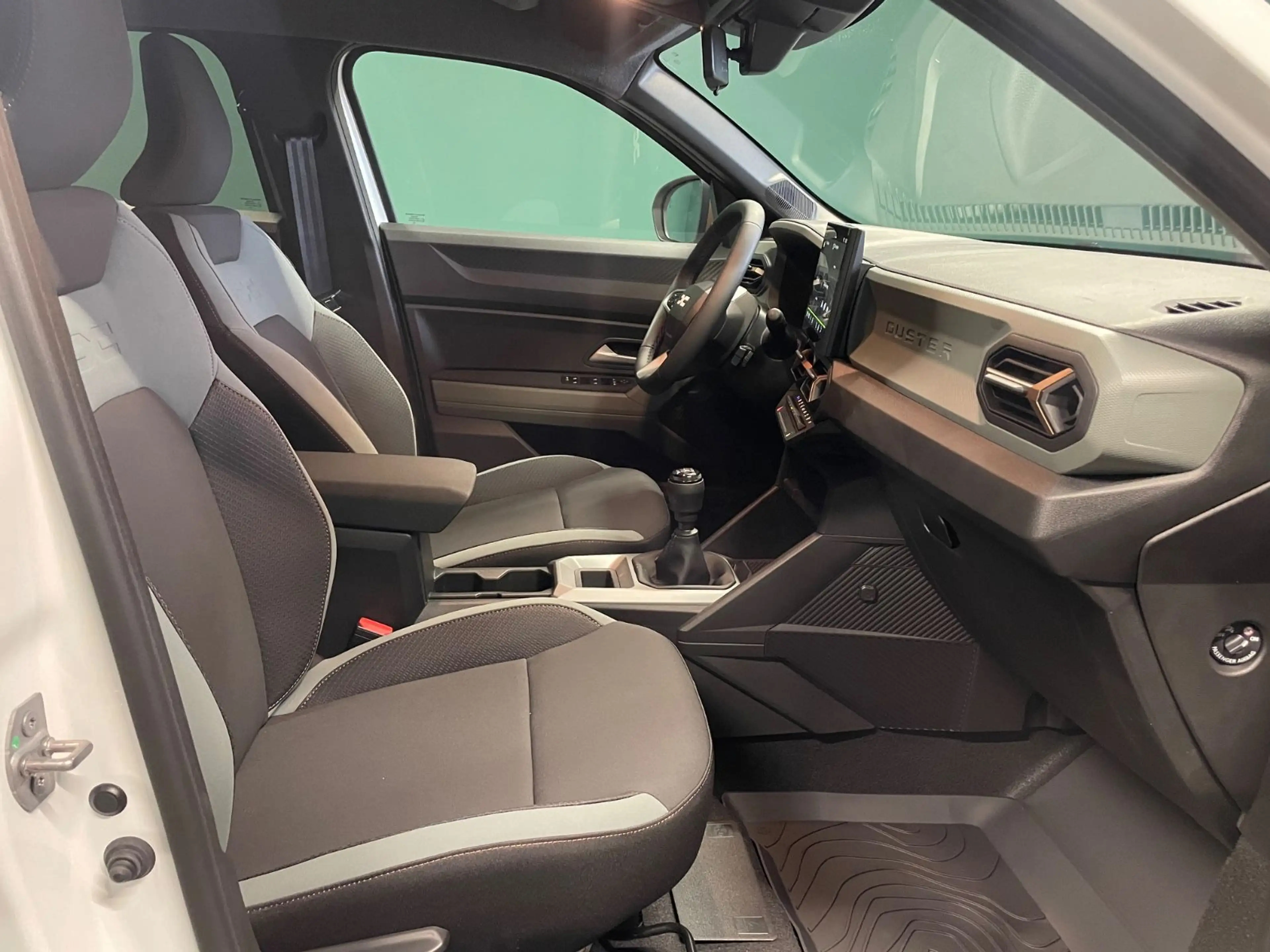 Dacia Duster 130 Extreme/Techno-P./City-P./AHK/199mtl. — photo 12