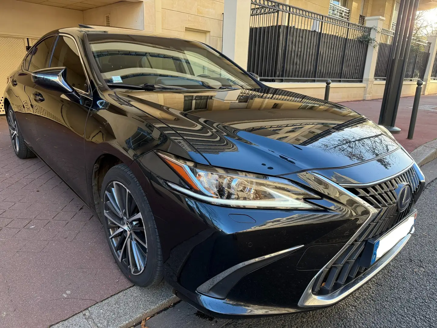 Lexus ES 300 17400ht ES 300H LUXE Nero - 1