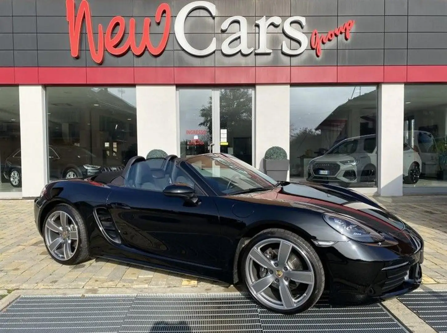 Porsche 718 Spyder 2.0 300 CV PDK NAVI-CONNECT PLUS-APP CONN-CAM-20" Černá - 1