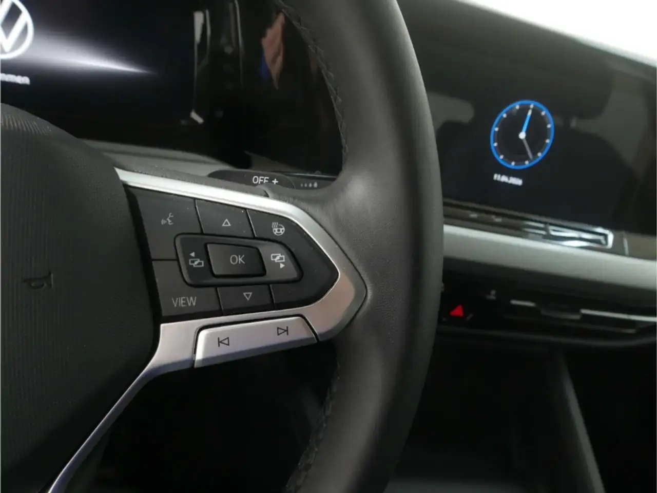 Volkswagen Golf 2.0 TDI Life DSG LED/NAV/ACC/RFK/PDC/DC/SH, миниатюра 19
