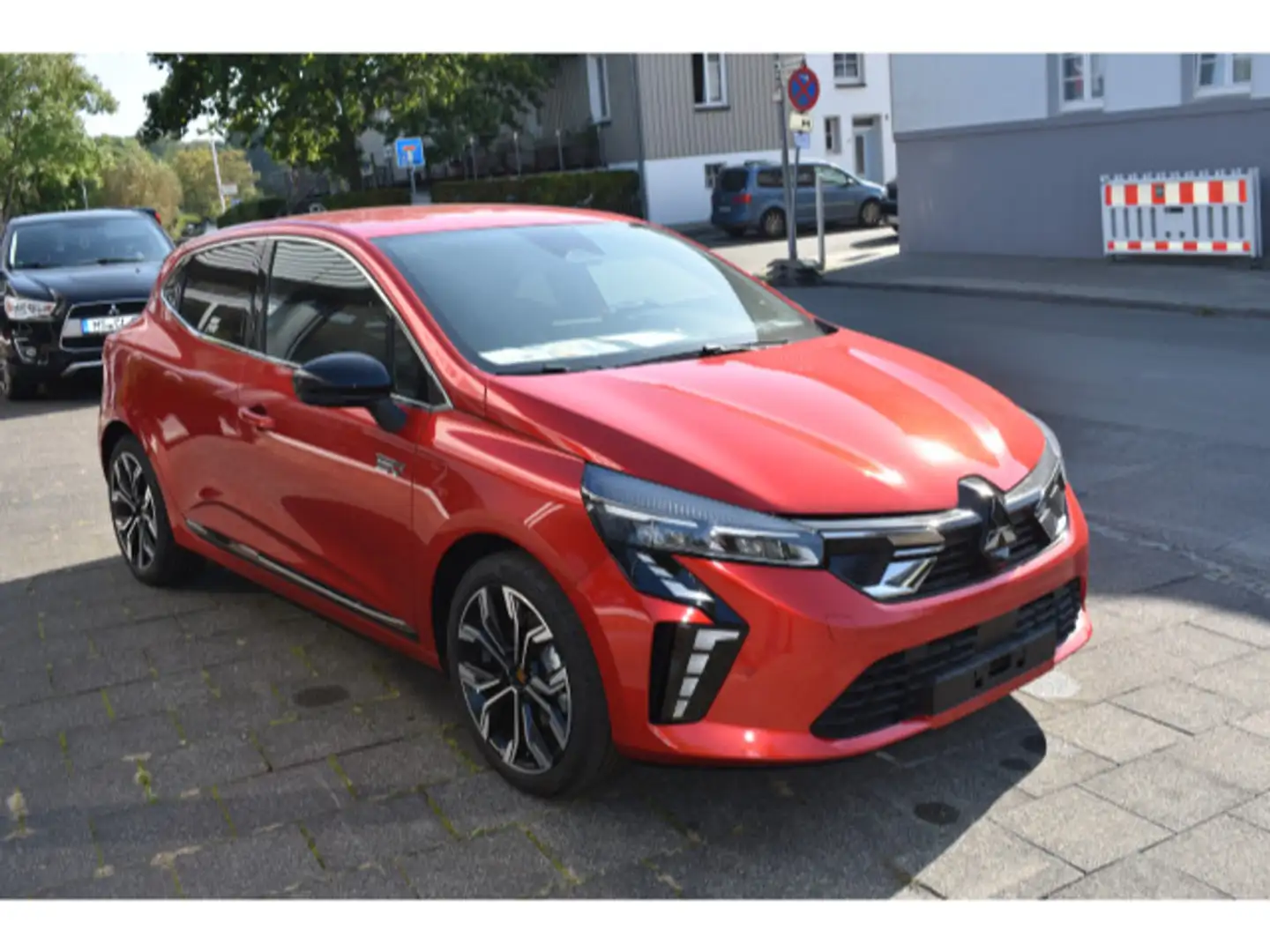 Mitsubishi Colt 1.6 Select Hybrid Modelljahr 2025 Rouge - 2