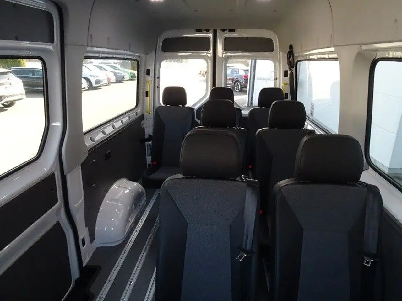 Volkswagen Crafter 2026 — фото 13
