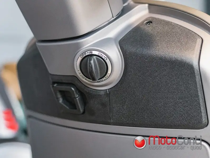 Vespa GTS 125 - foto 7