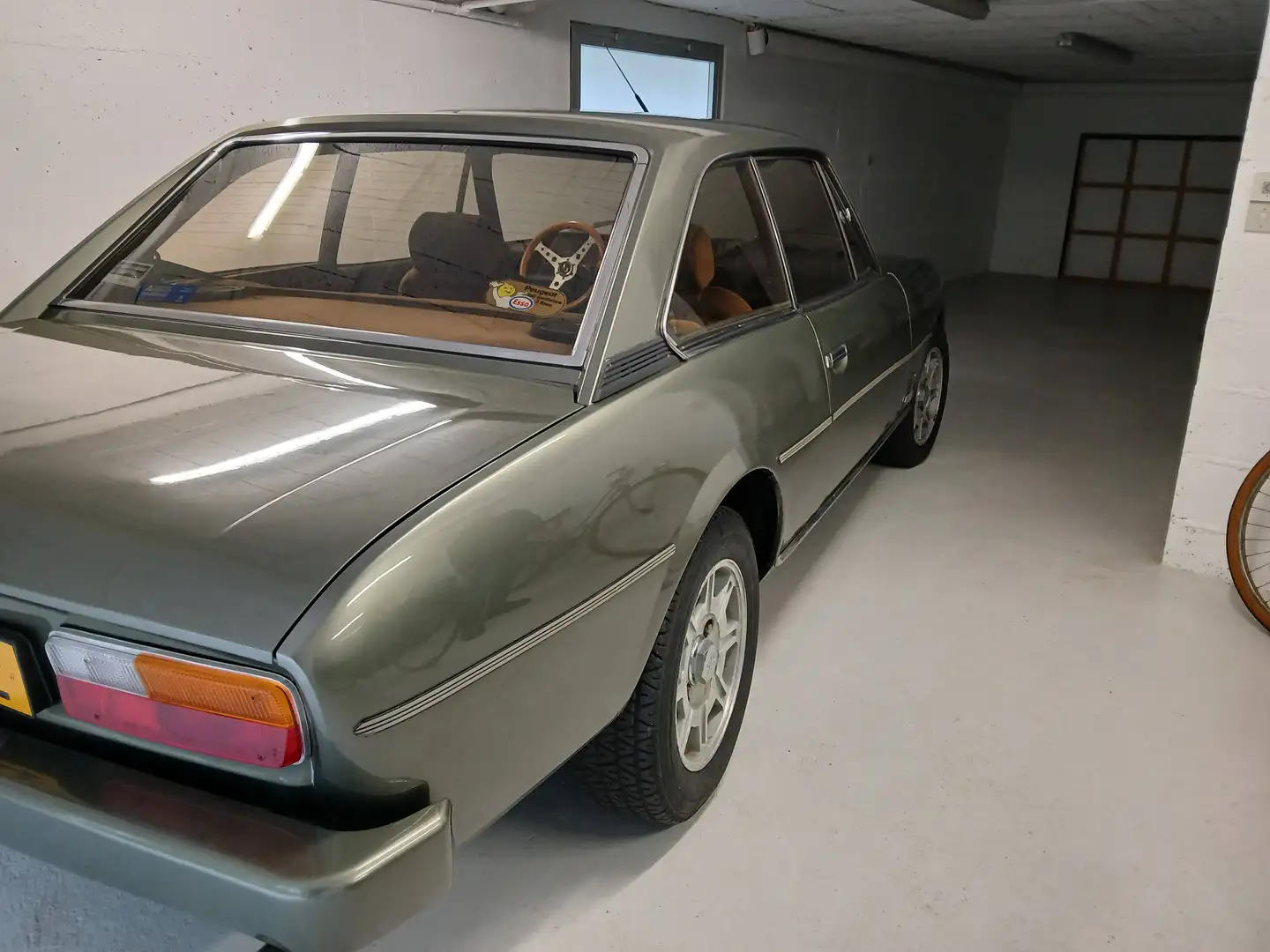Peugeot 504 C12 Grün - 1