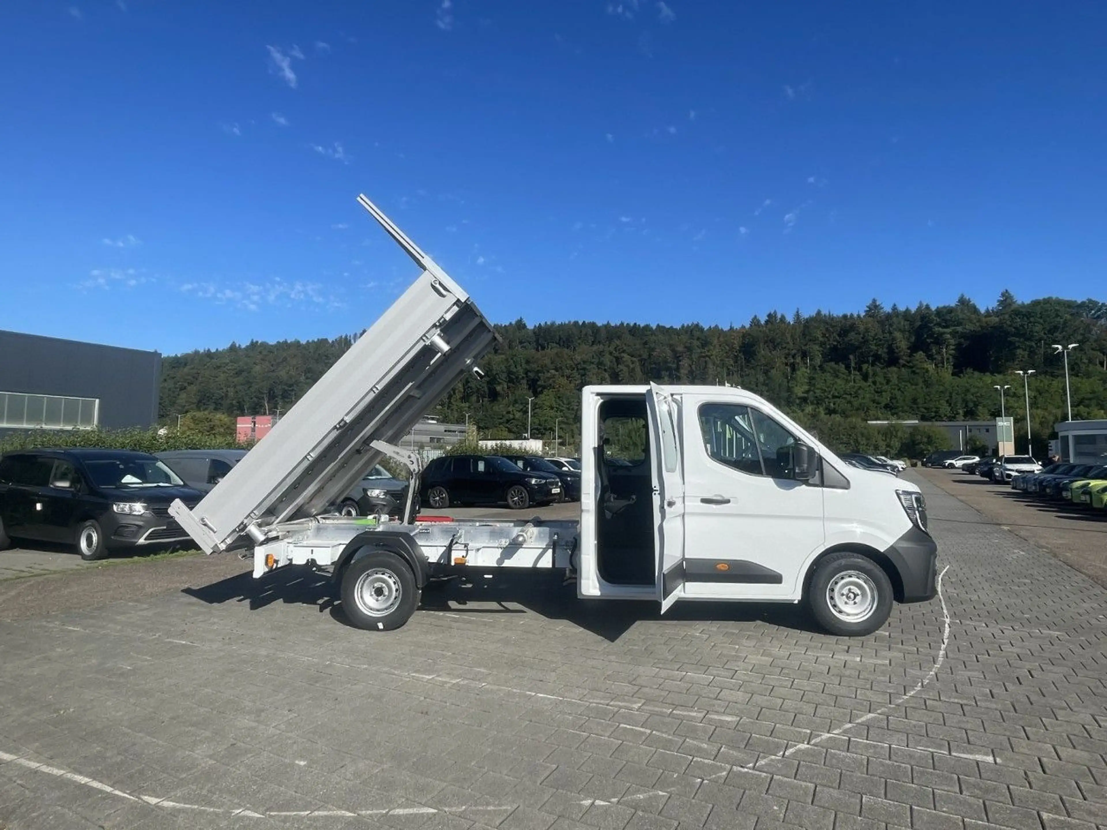 Renault Master Werkseitige Umbauten FWD 3-Seitenkipper D — photo 13