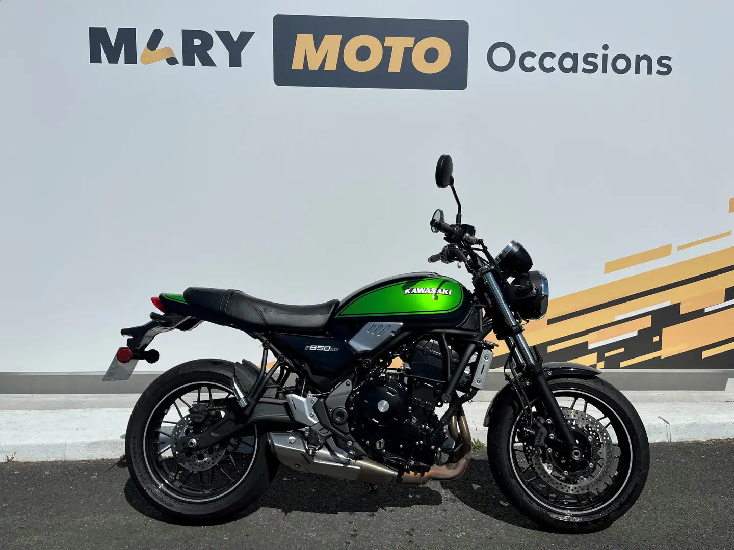 Kawasaki Z 650 RS Zöld - 1