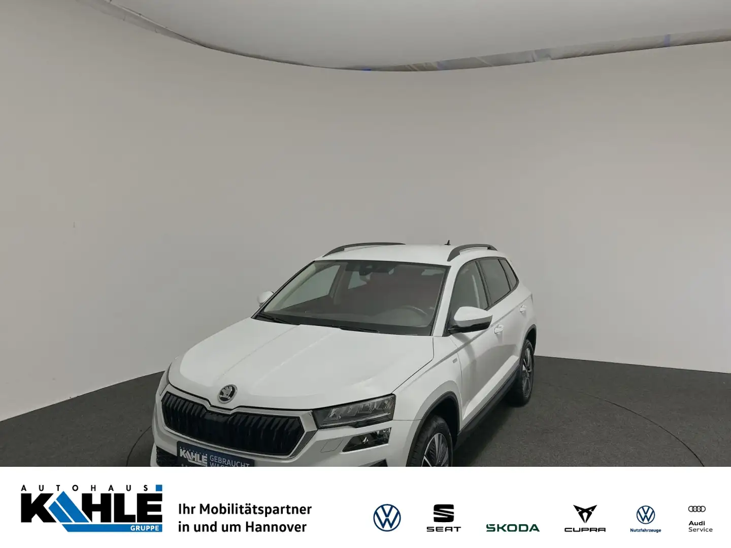 Skoda Karoq 1.5 TSI Tour AHK LED Facelift Blanc - 1
